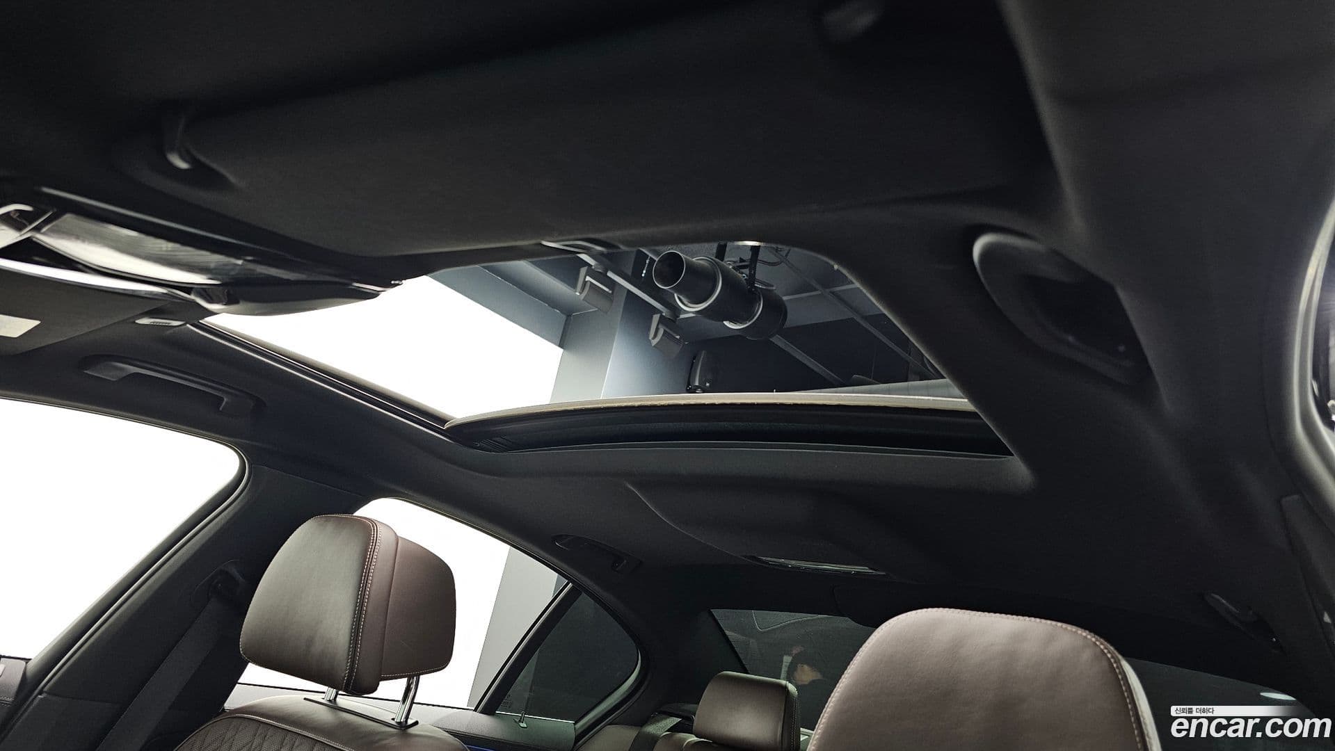 Main__Slider__Photo:5-Series BMW 2020.9-16