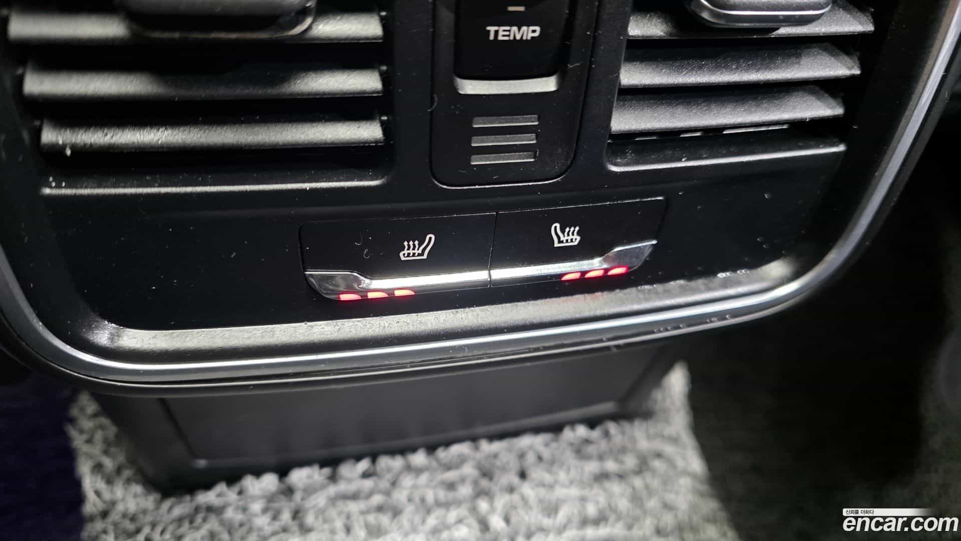 Macan Porsche 2015.2-OPTION-021