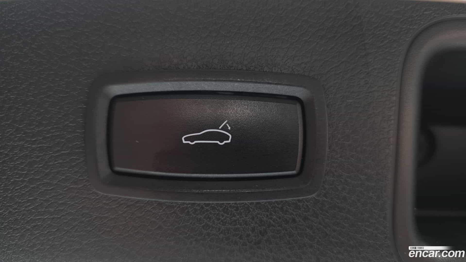 Macan Porsche 2015.2-OPTION-023