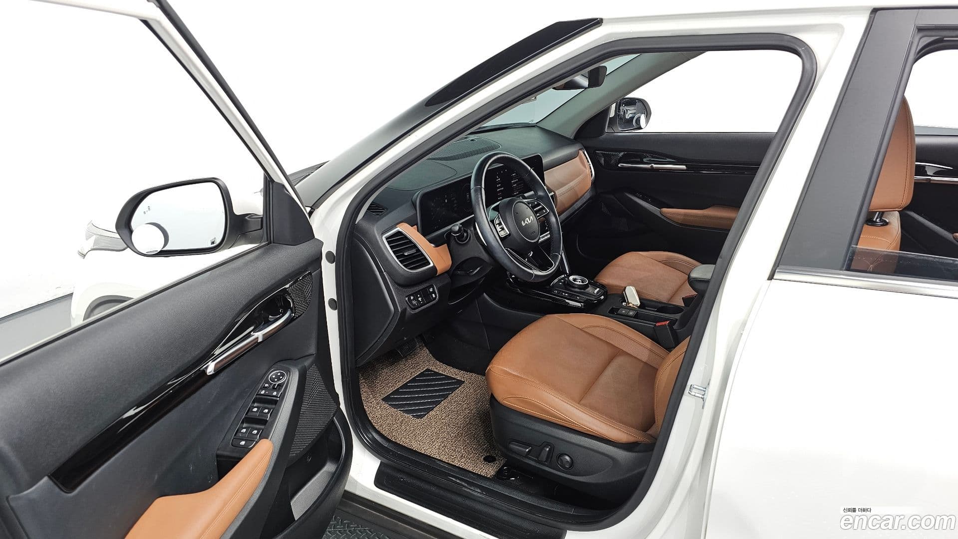 Main__Slider__Photo:Seltos Kia 2022.7-9