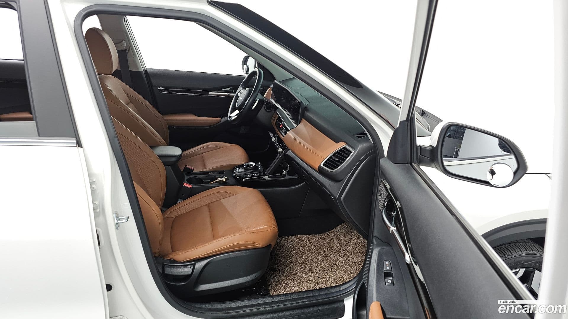 Main__Slider__Photo:Seltos Kia 2022.7-11