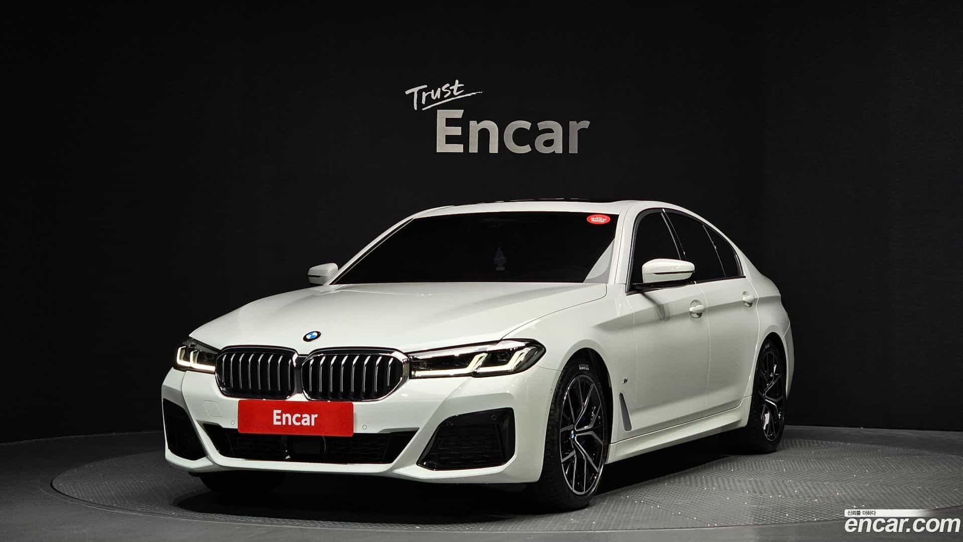 5-Series BMW 2022.8-OUTER-001