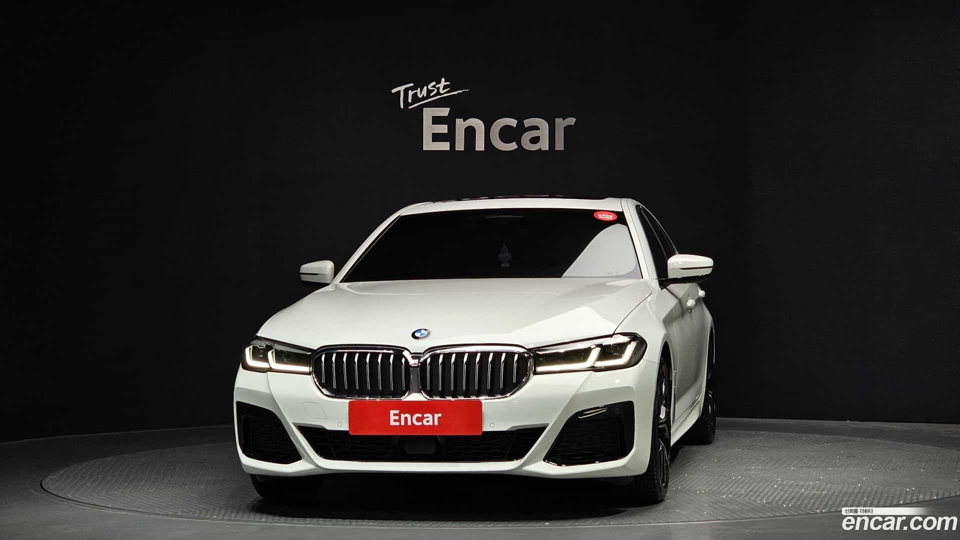 5-Series BMW 2022.8-OUTER-003