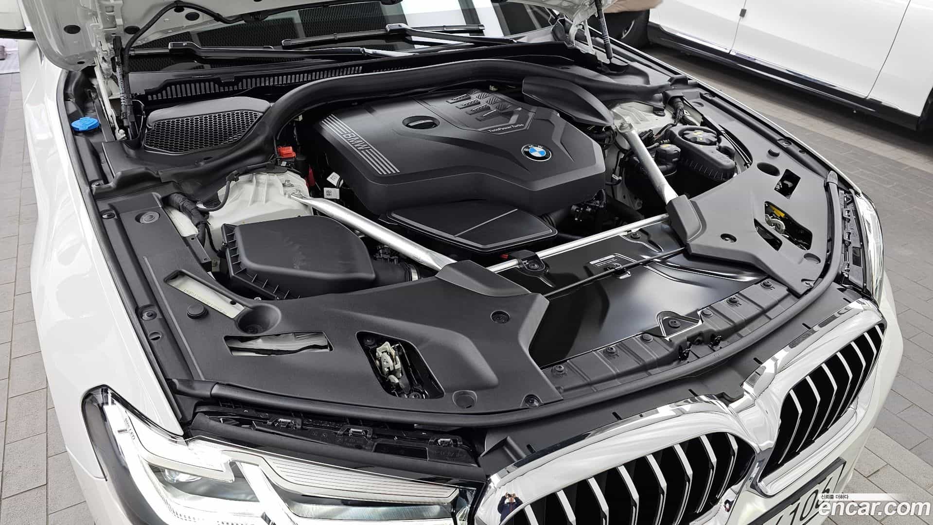 5-Series BMW 2022.8-INNER-006