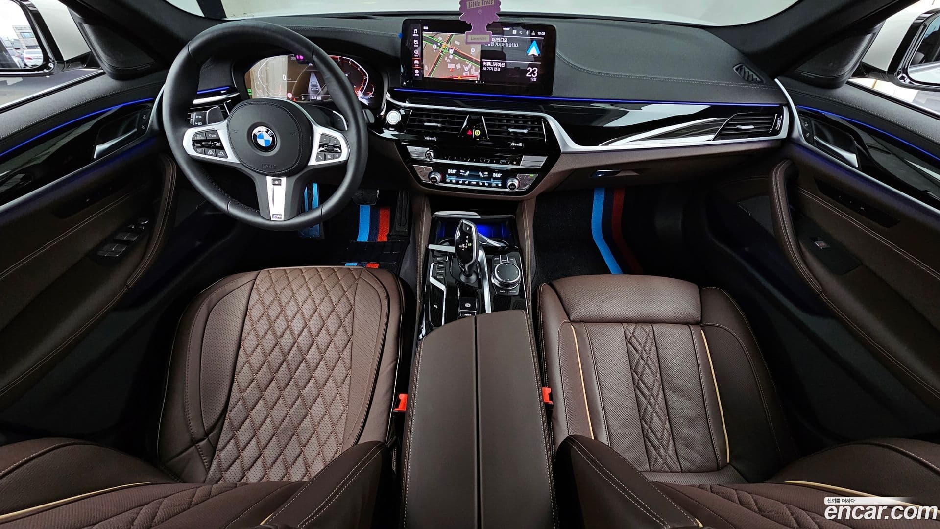 Main__Slider__Photo:5-Series BMW 2022.8-6