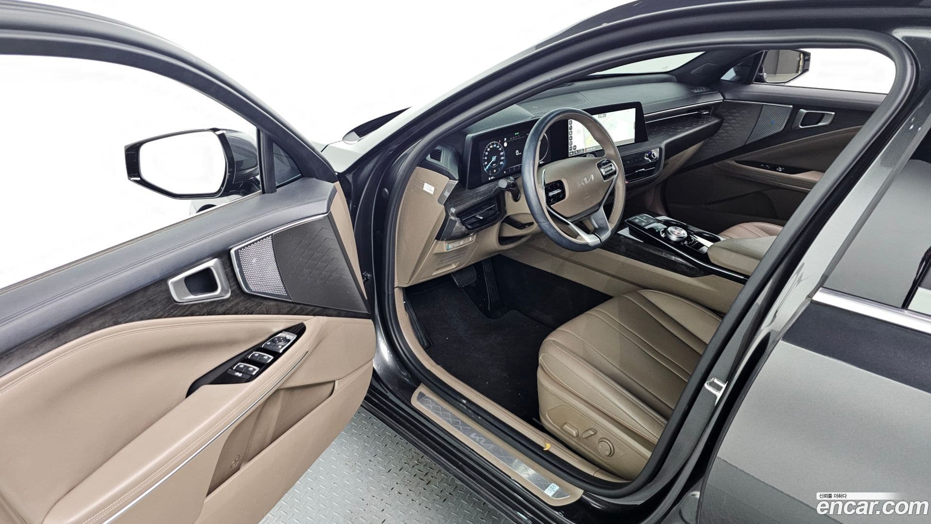 Main__Slider__Photo:K8 Kia 2023.5-9