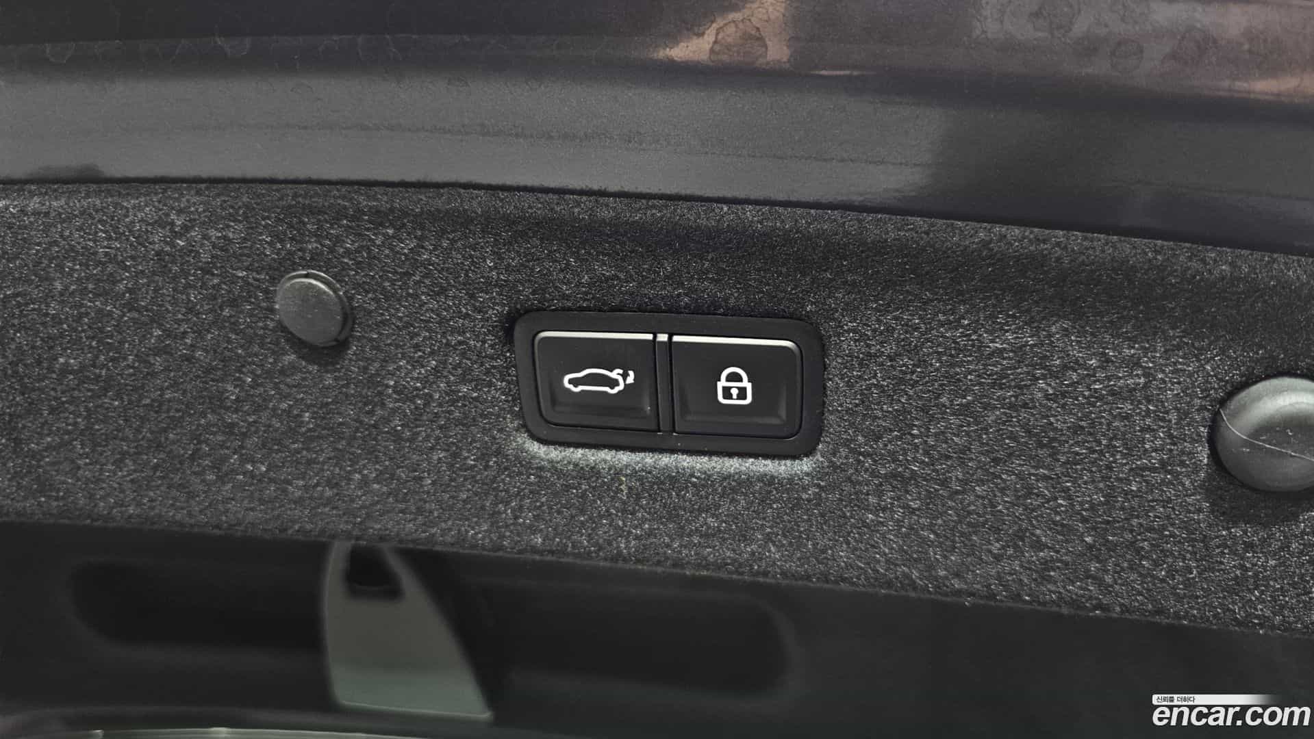 K8 Kia 2023.5-OPTION-024