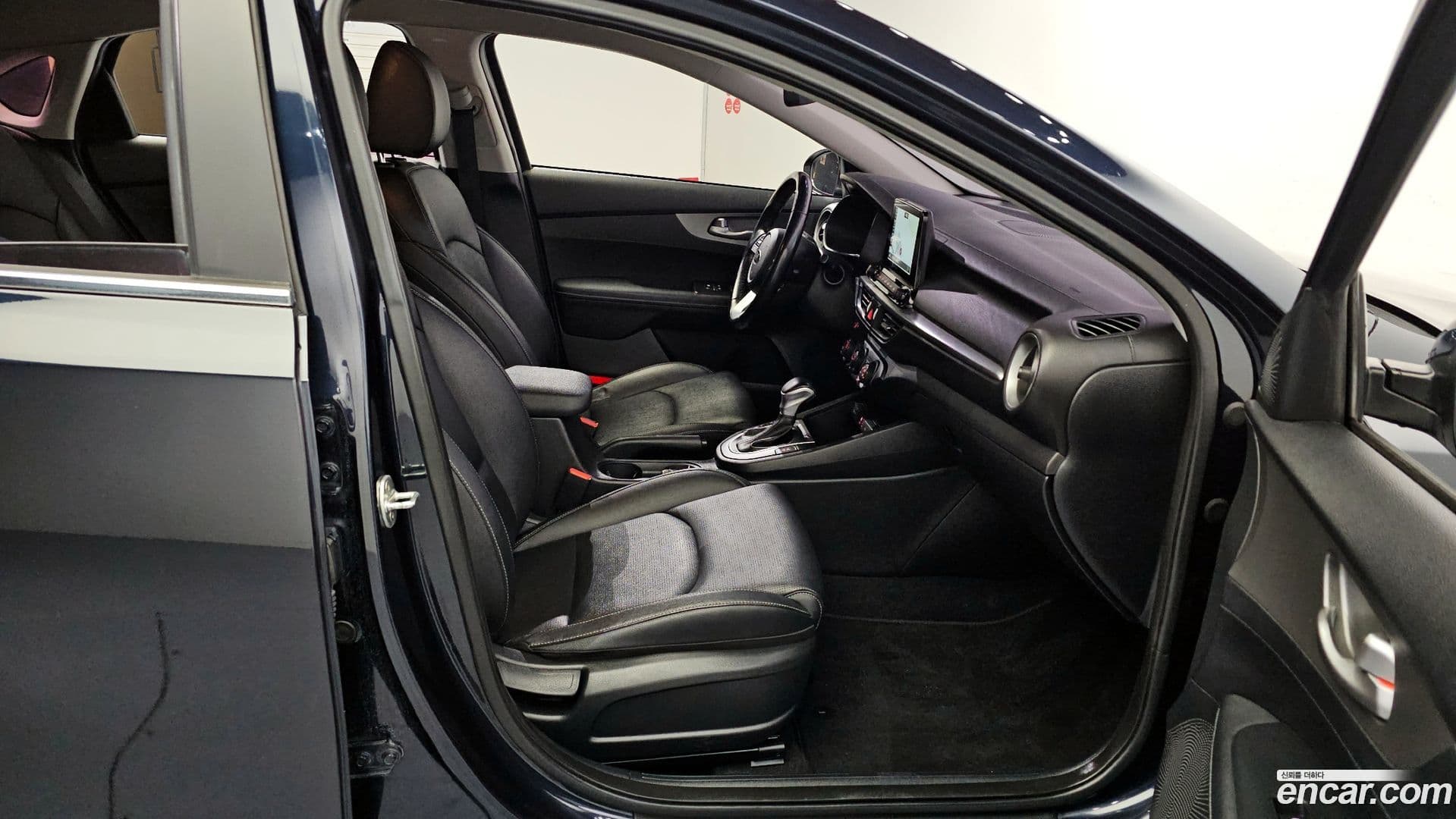 Main__Slider__Photo:K3 Kia 2018.6-12