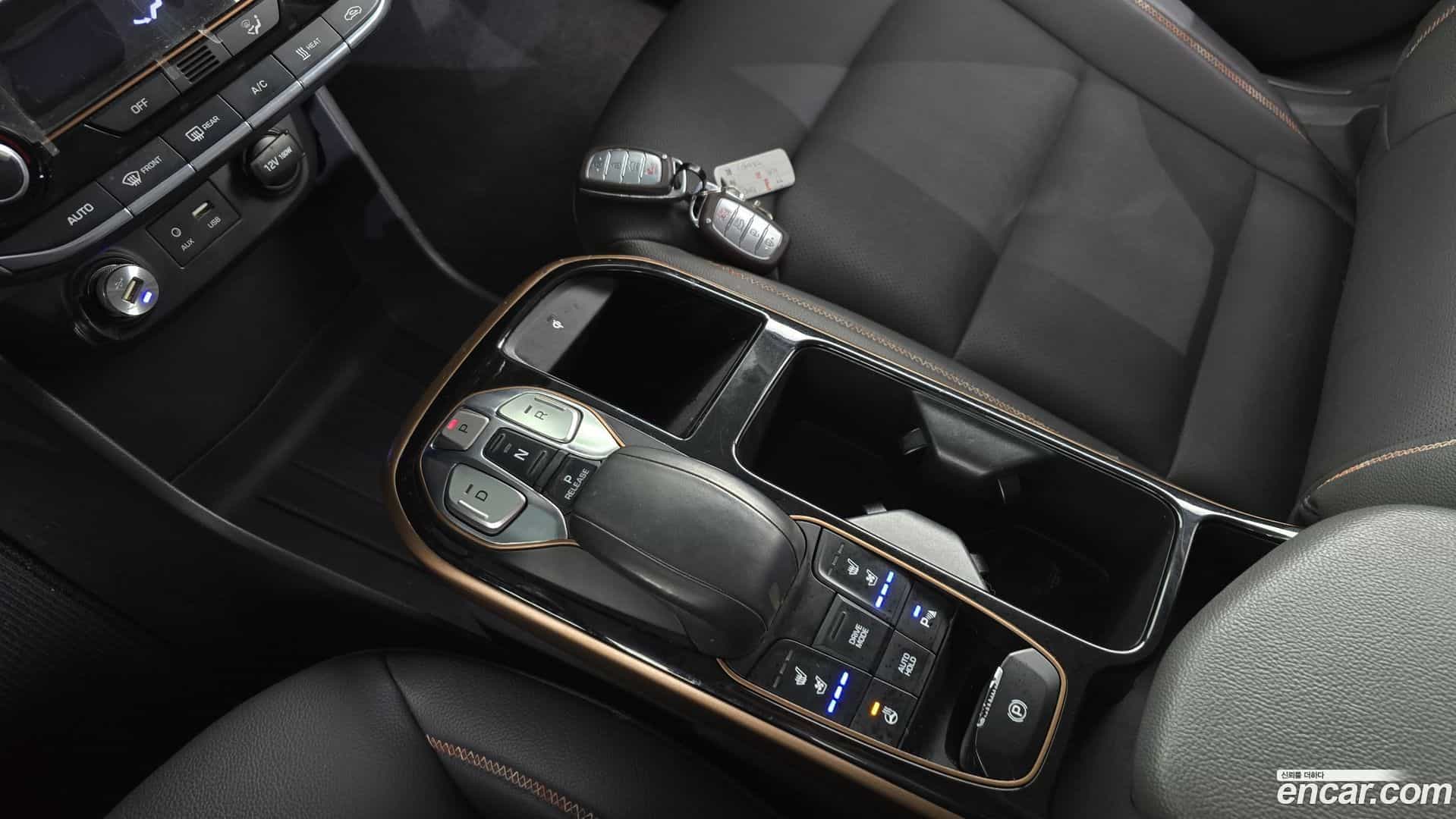 Ioniq Hyundai 2018.3-INNER-009