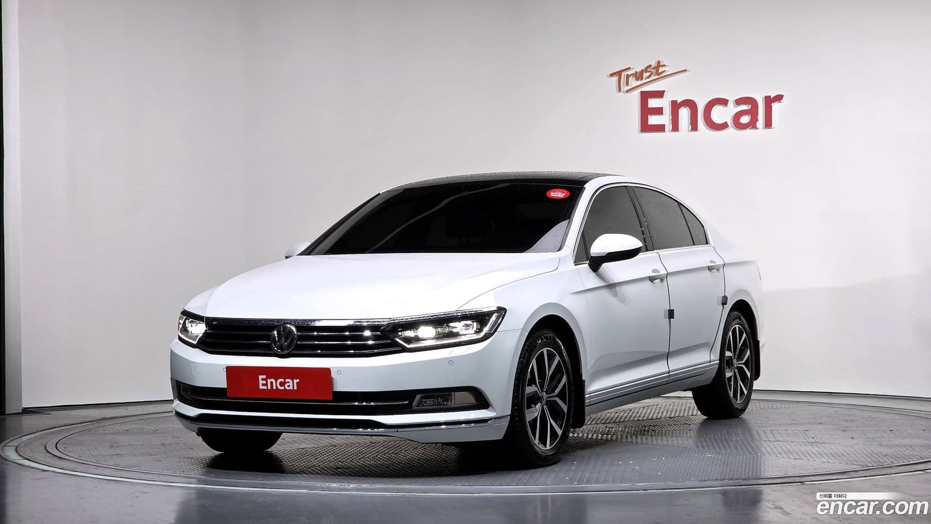 Main__Slider__Photo:Passat Volkswagen 2018.4-0