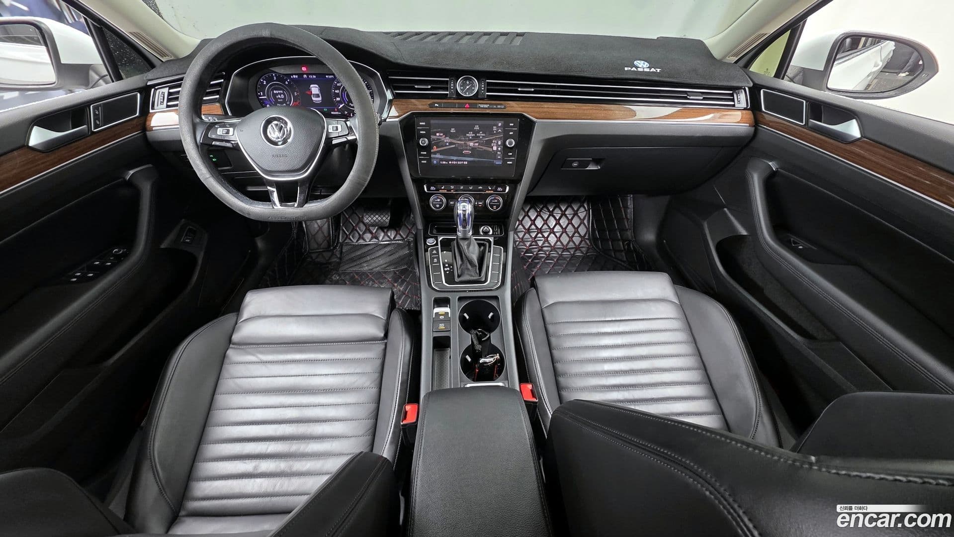 Main__Slider__Photo:Passat Volkswagen 2018.4-6