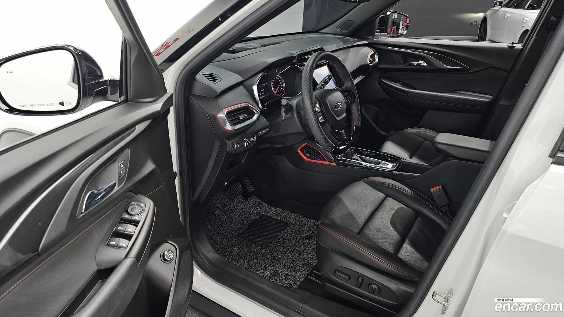 Trailblazer Chevrolet 2022.6-OPTION-015