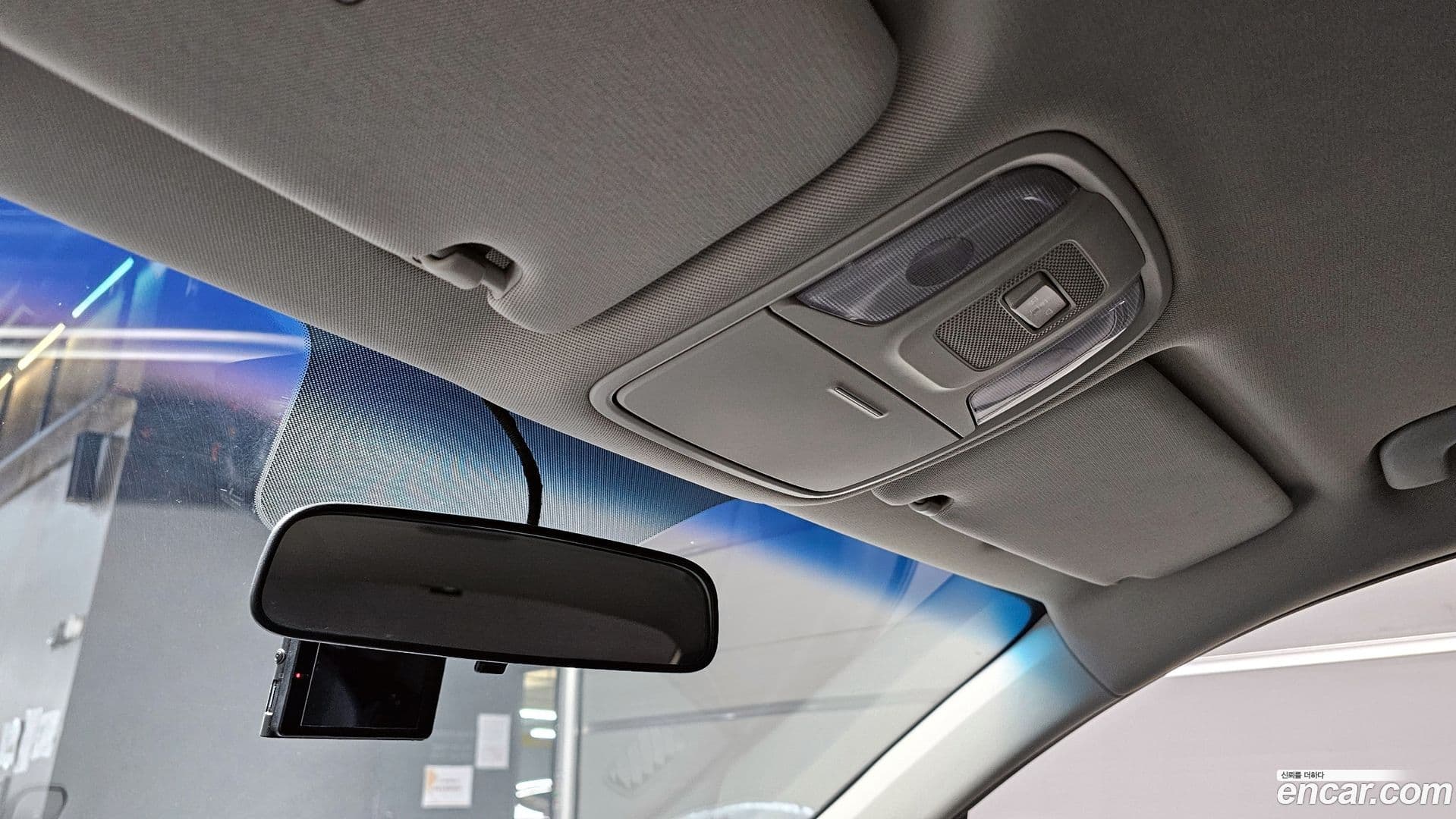 Main__Slider__Photo:K5 Kia 2016.1-16