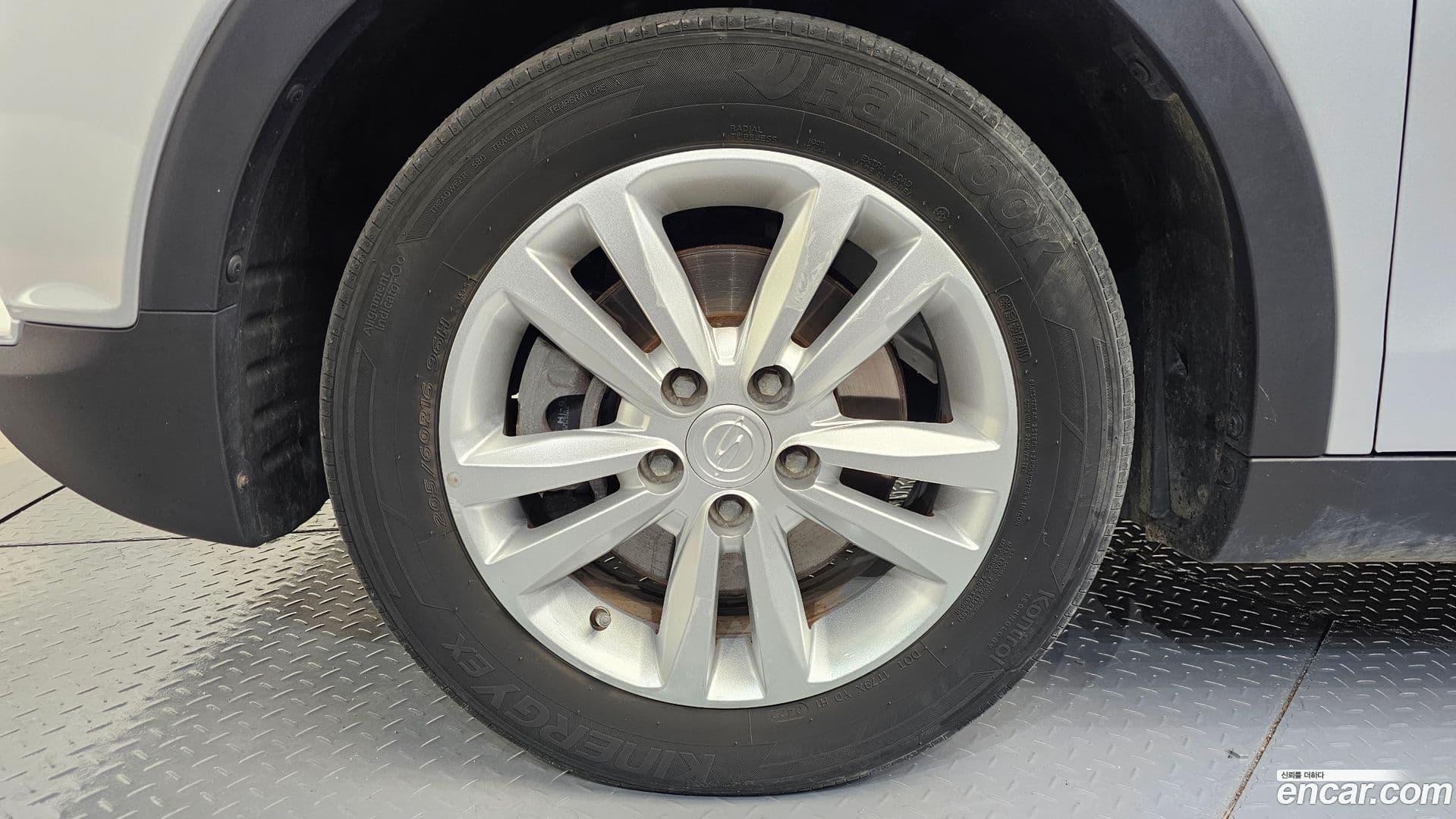 Main__Slider__Photo:TIBOLI KG Mobility 2017.2-4