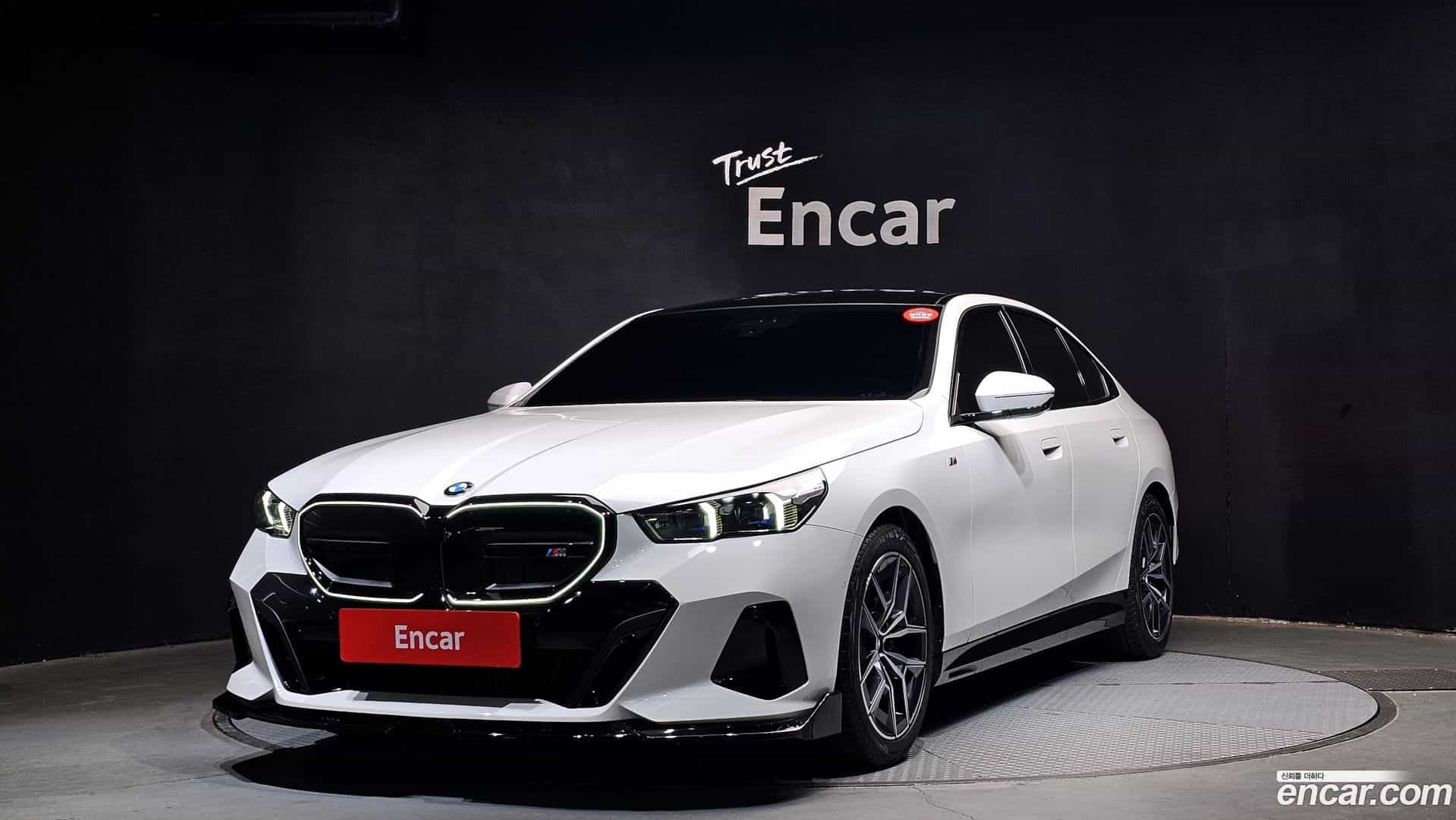 5-Series BMW 2025.1-OUTER-001