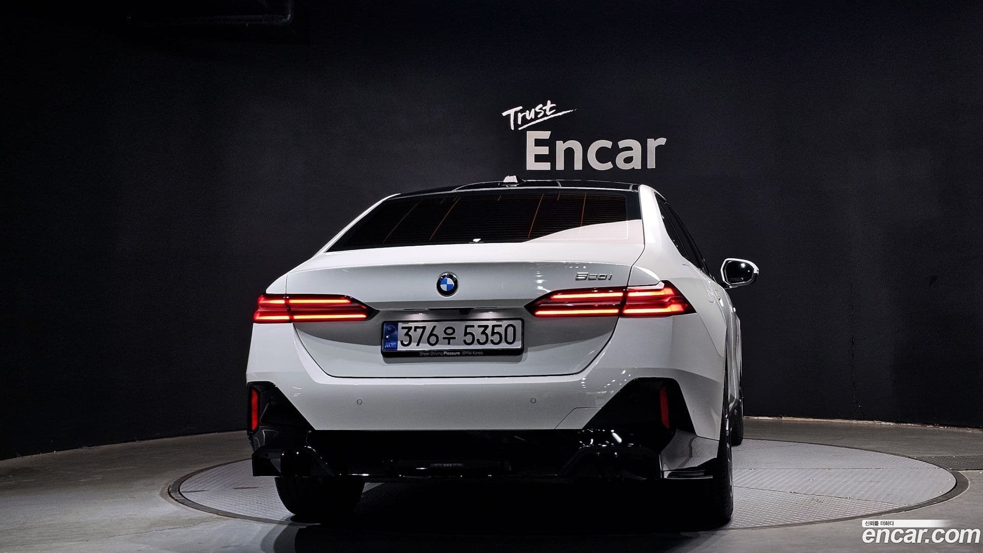 Main__Slider__Photo:5-Series BMW 2025.1-3