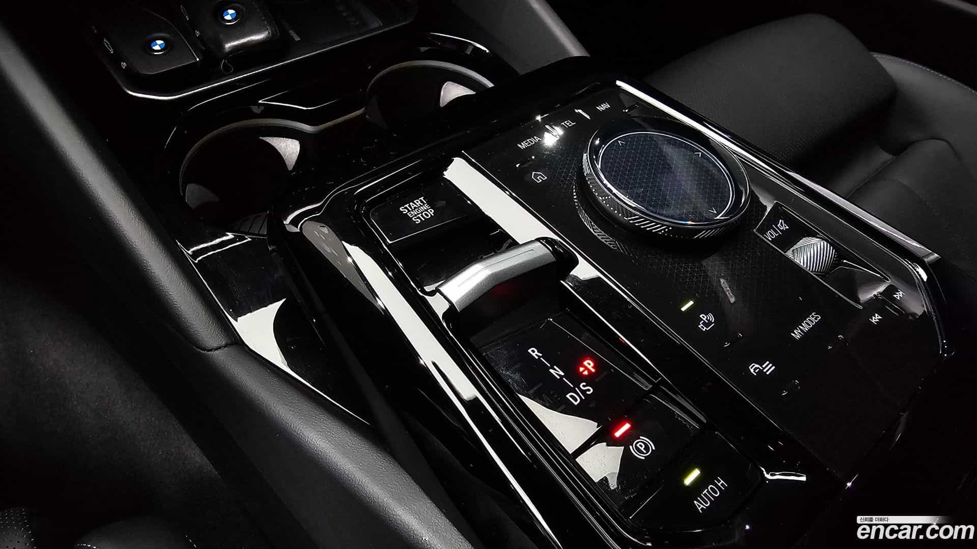 5-Series BMW 2025.1-INNER-009