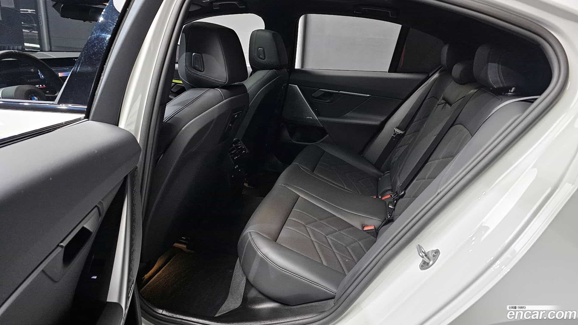 5-Series BMW 2025.1-OPTION-017