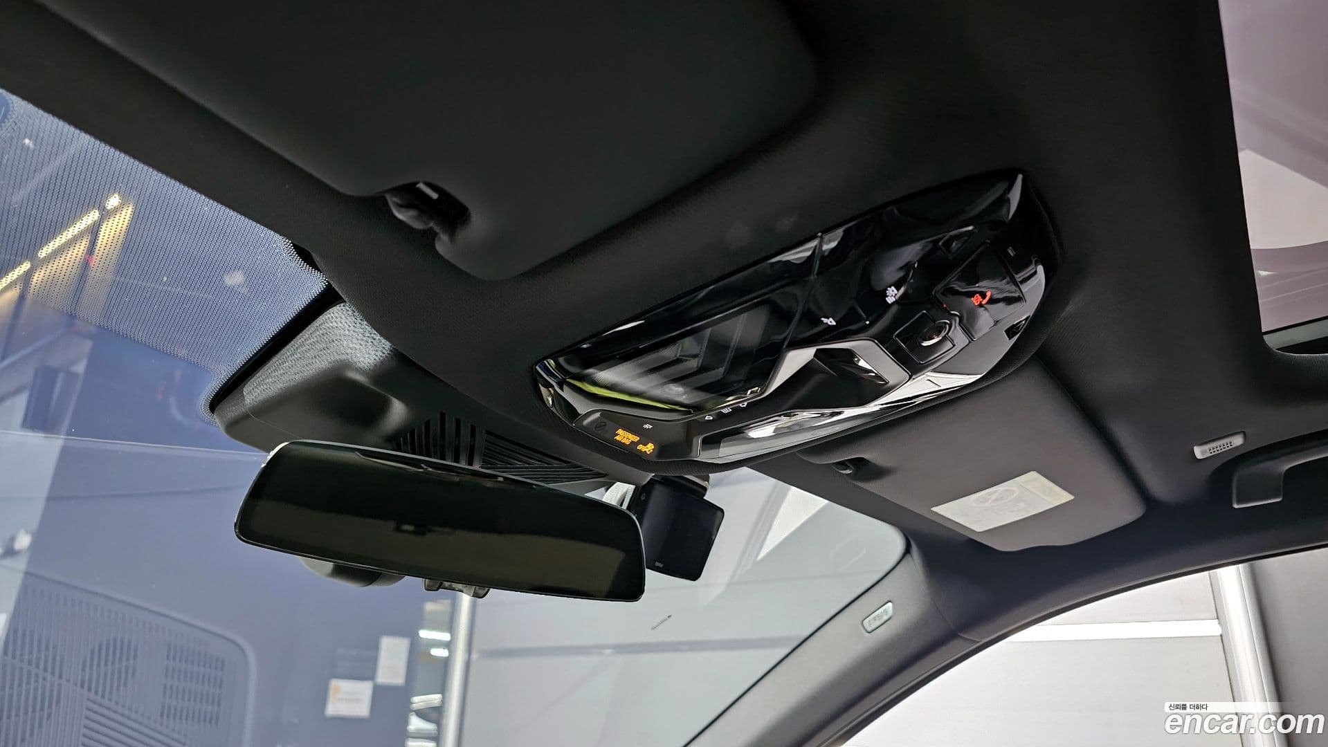 Main__Slider__Photo:5-Series BMW 2025.1-16