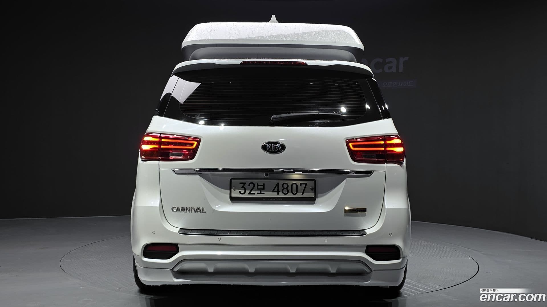 Main__Slider__Photo:Canival Kia 2018.11-3