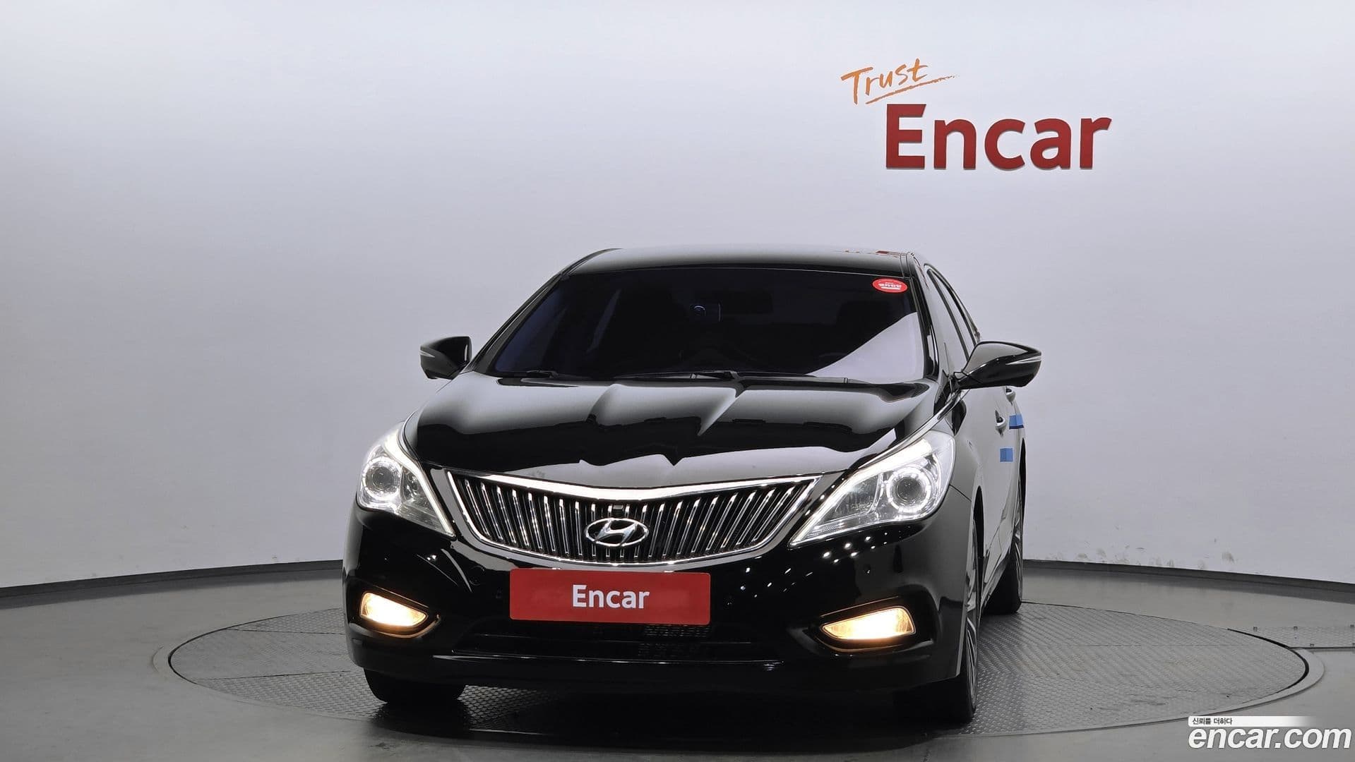 Main__Slider__Photo:Grandeur Hyundai 2013.1-2