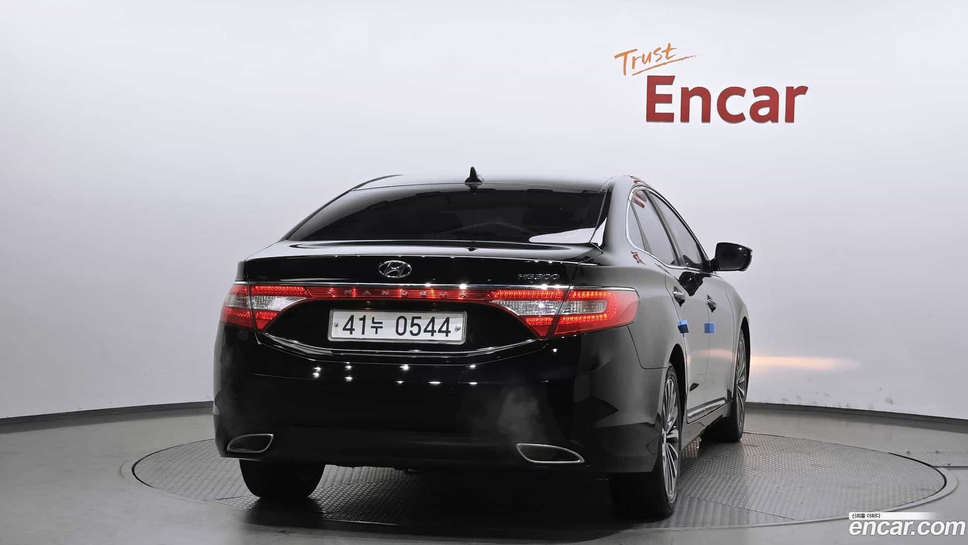 Grandeur Hyundai 2013.1-OUTER-004