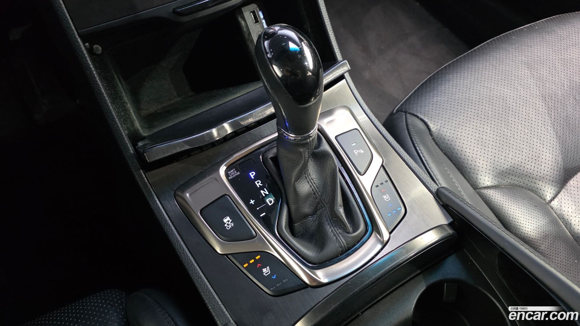 Main__Slider__Photo:Grandeur Hyundai 2013.1-8