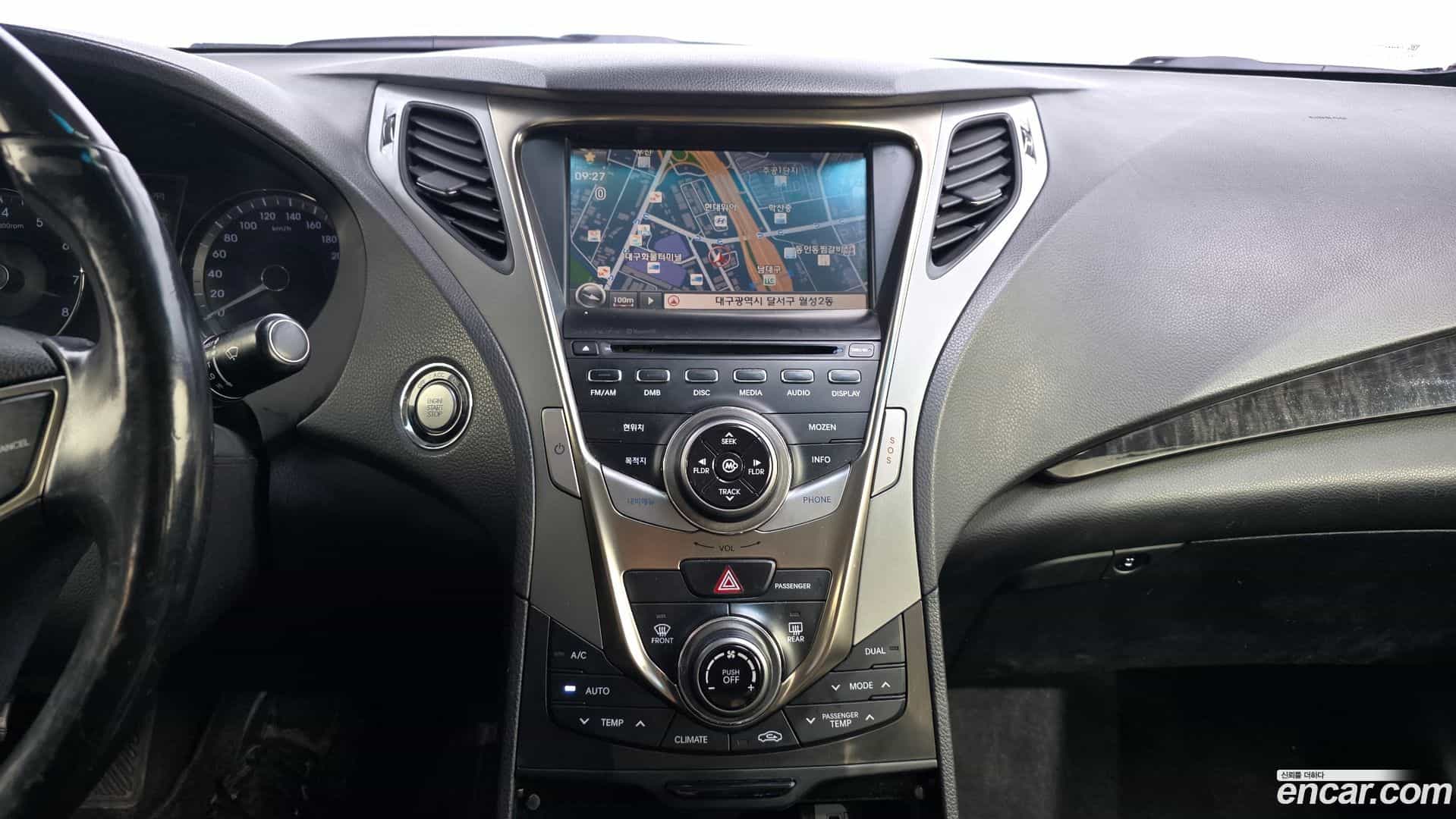 Grandeur Hyundai 2013.1-OPTION-018