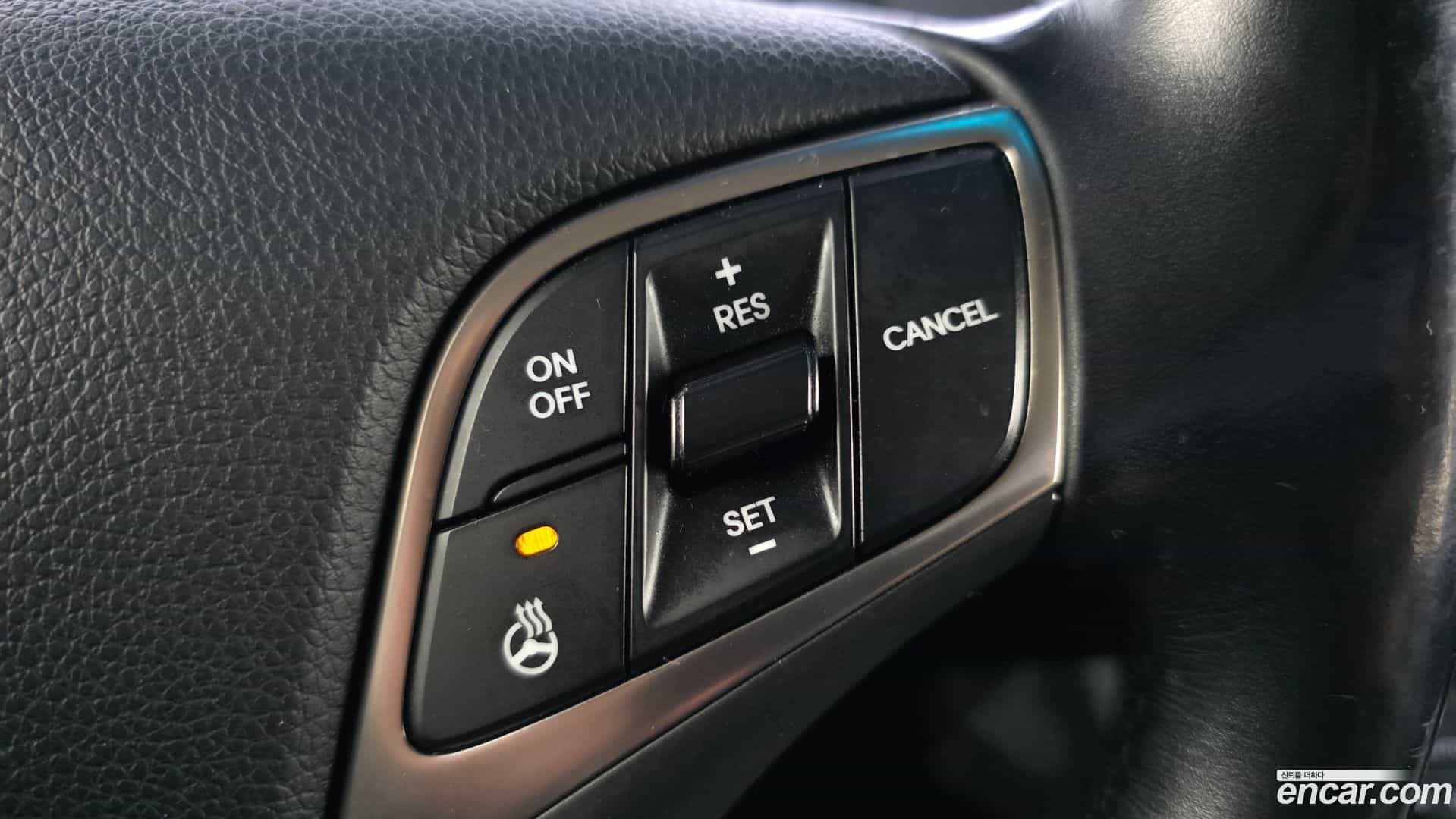 Grandeur Hyundai 2013.1-OPTION-023