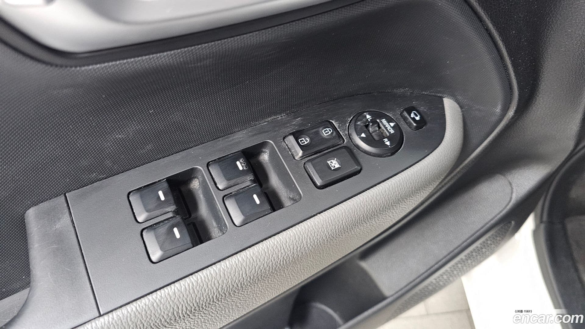 Main__Slider__Photo:RAY Kia 2022.4-14