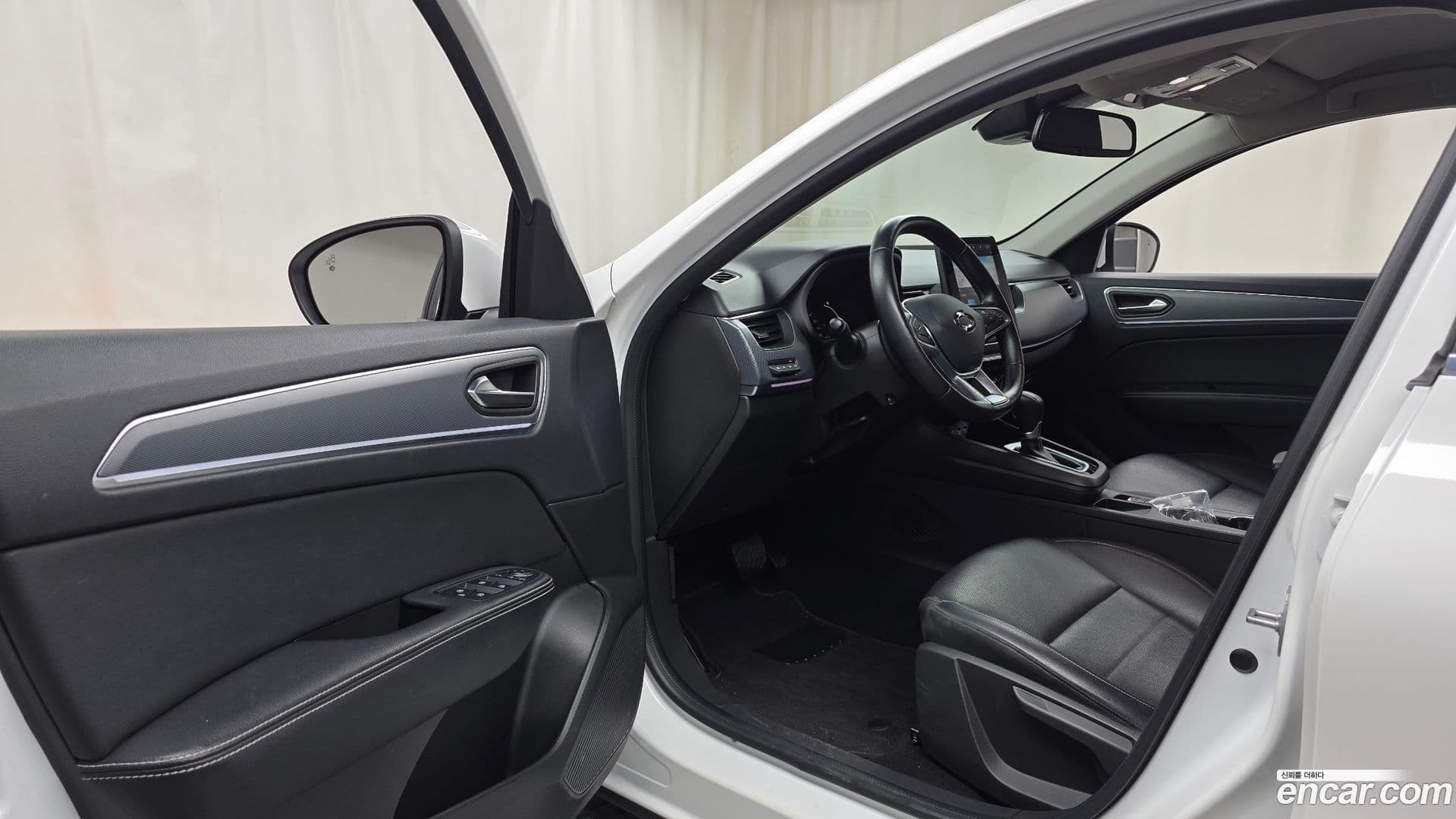 Main__Slider__Photo:XM3 Renault Korea 2022.4-9