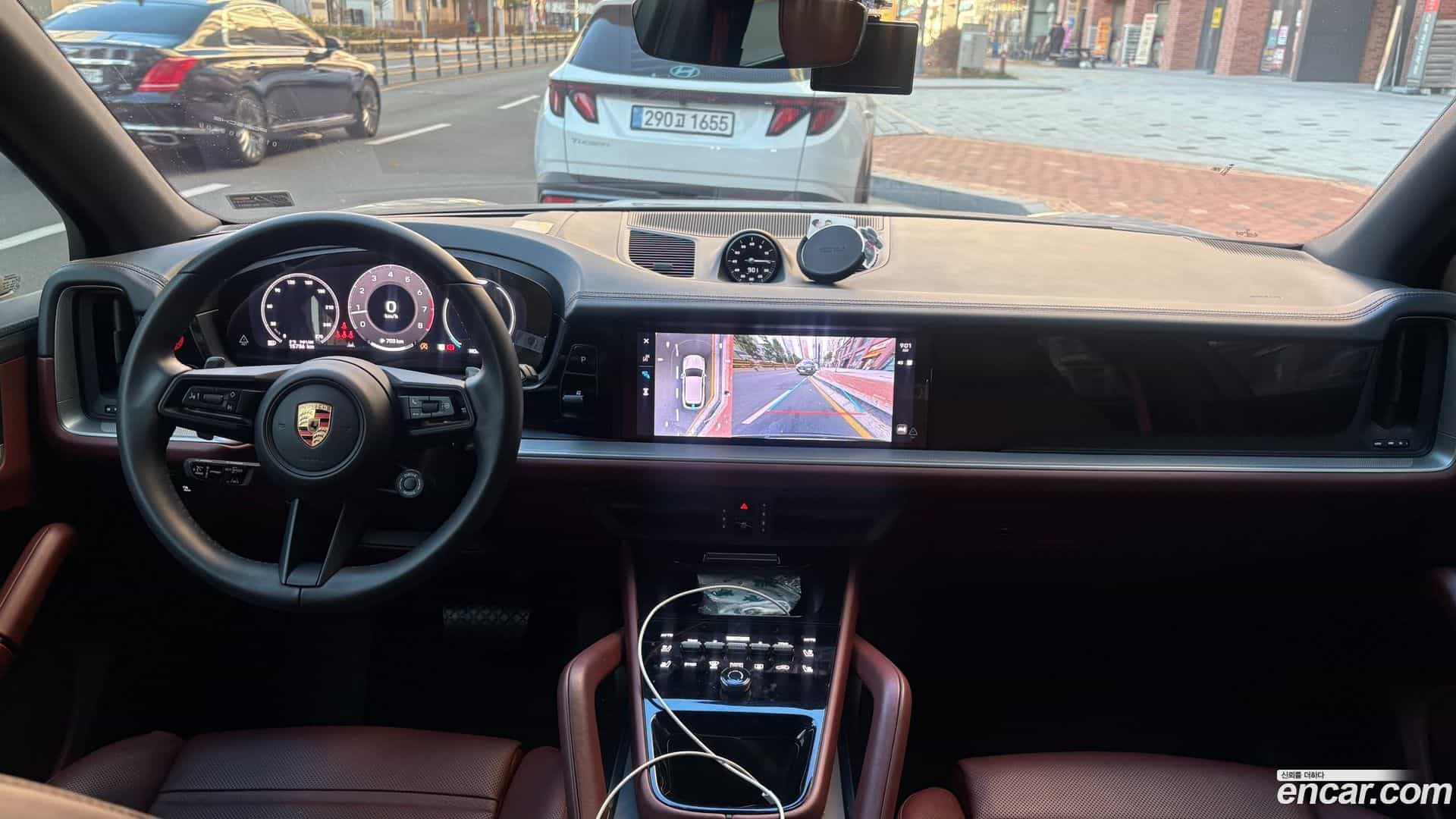 Cayenne Porsche 2023.11-INNER-009