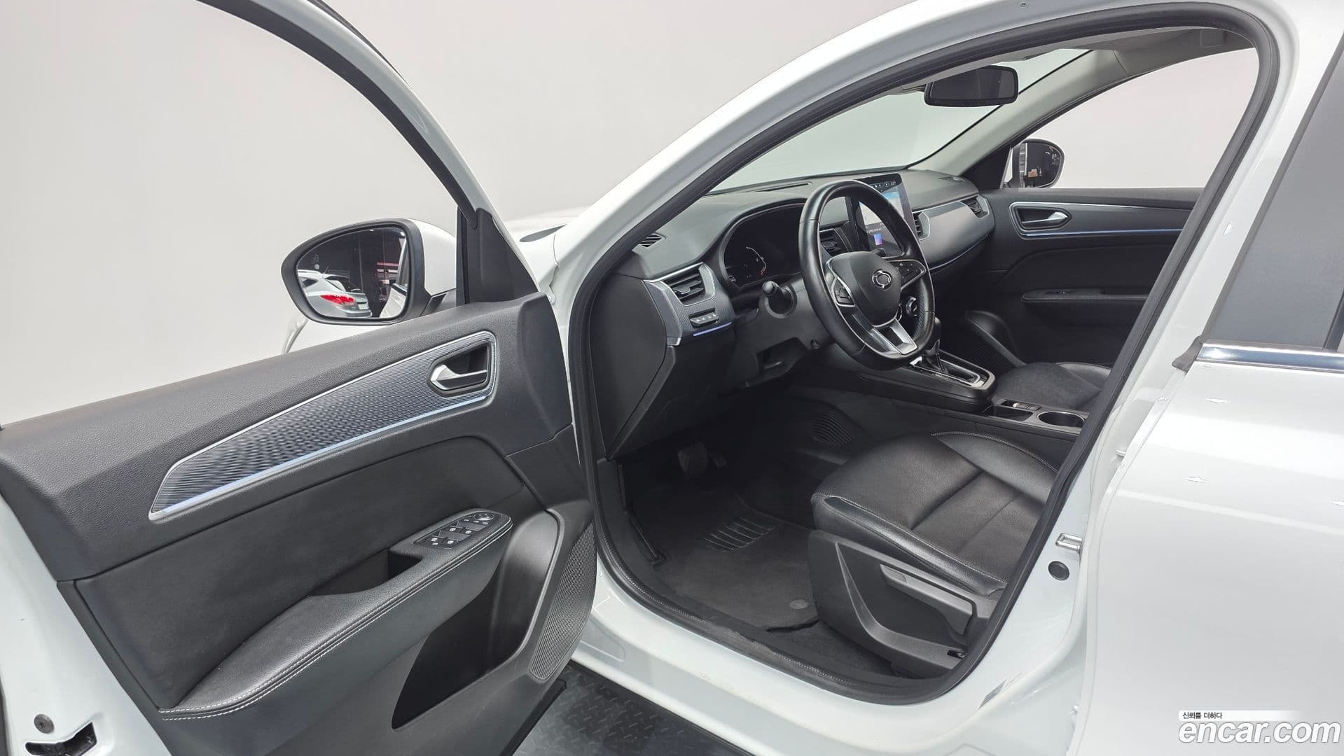 Main__Slider__Photo:XM3 Renault Korea 2022.5-10