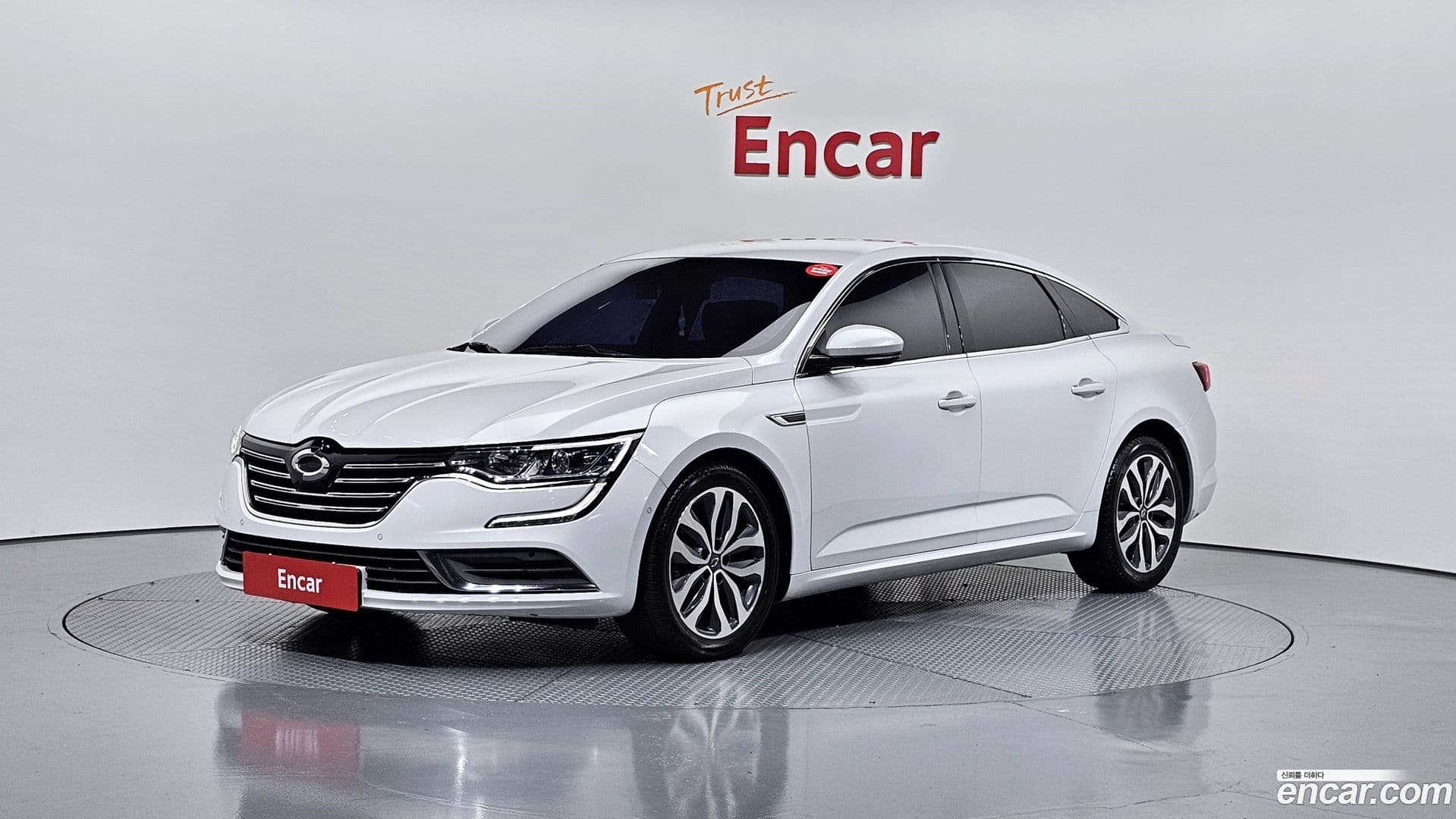 Main__Slider__Photo:SM6 Renault-KoreaSamsung 2016.2-0