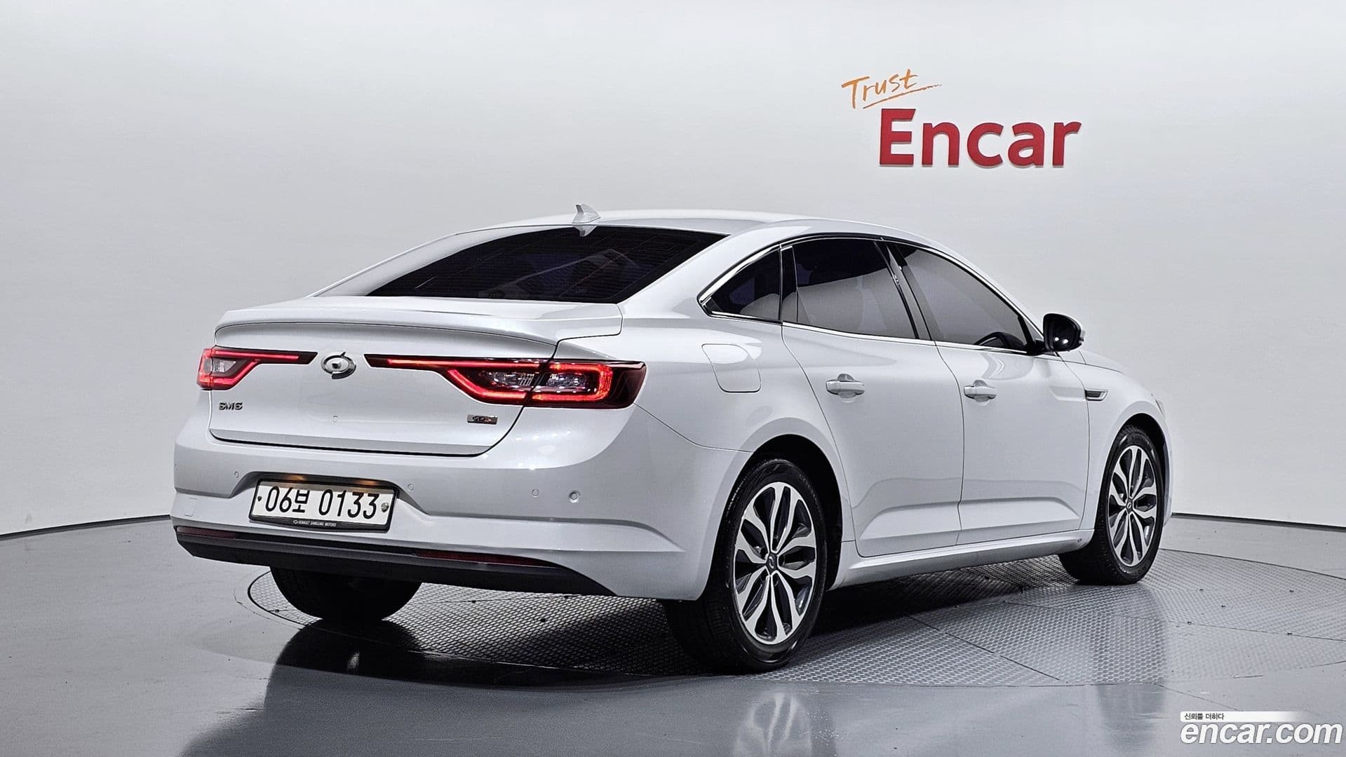 Main__Slider__Photo:SM6 Renault-KoreaSamsung 2016.2-1