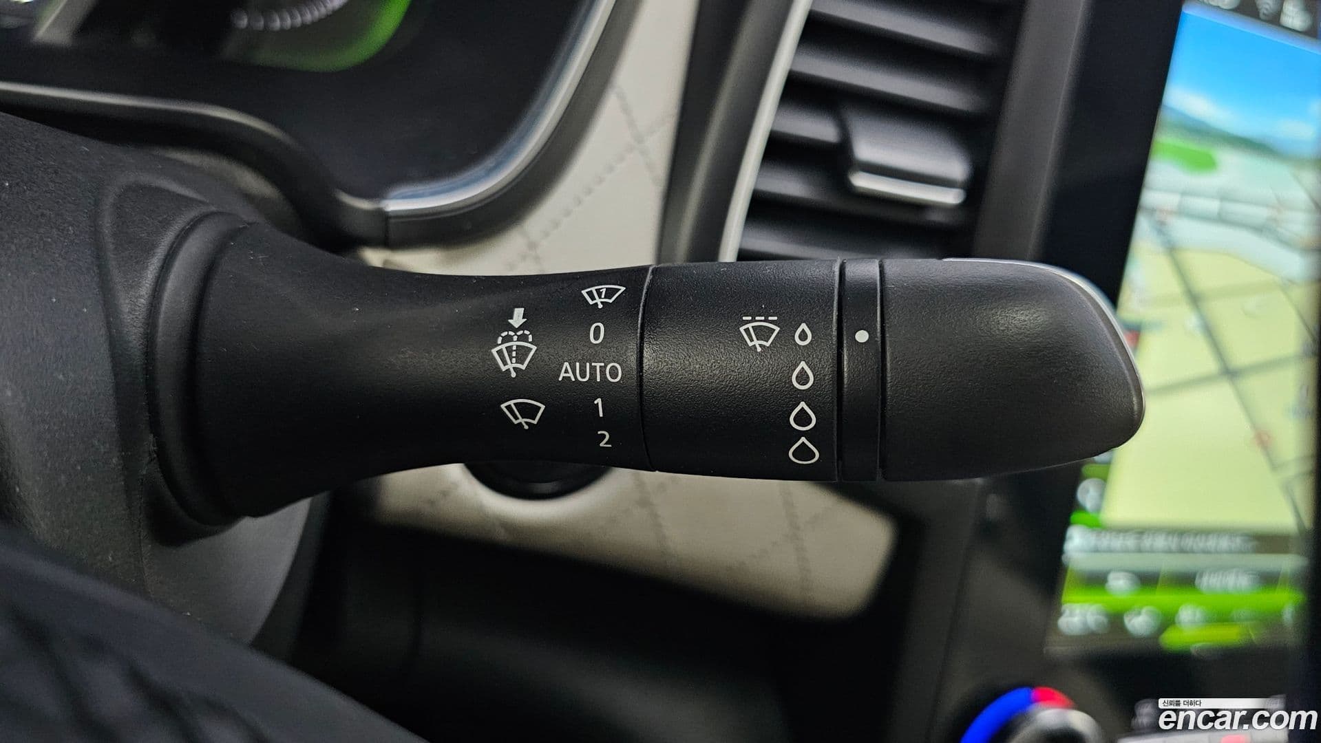 Main__Slider__Photo:SM6 Renault-KoreaSamsung 2016.2-16