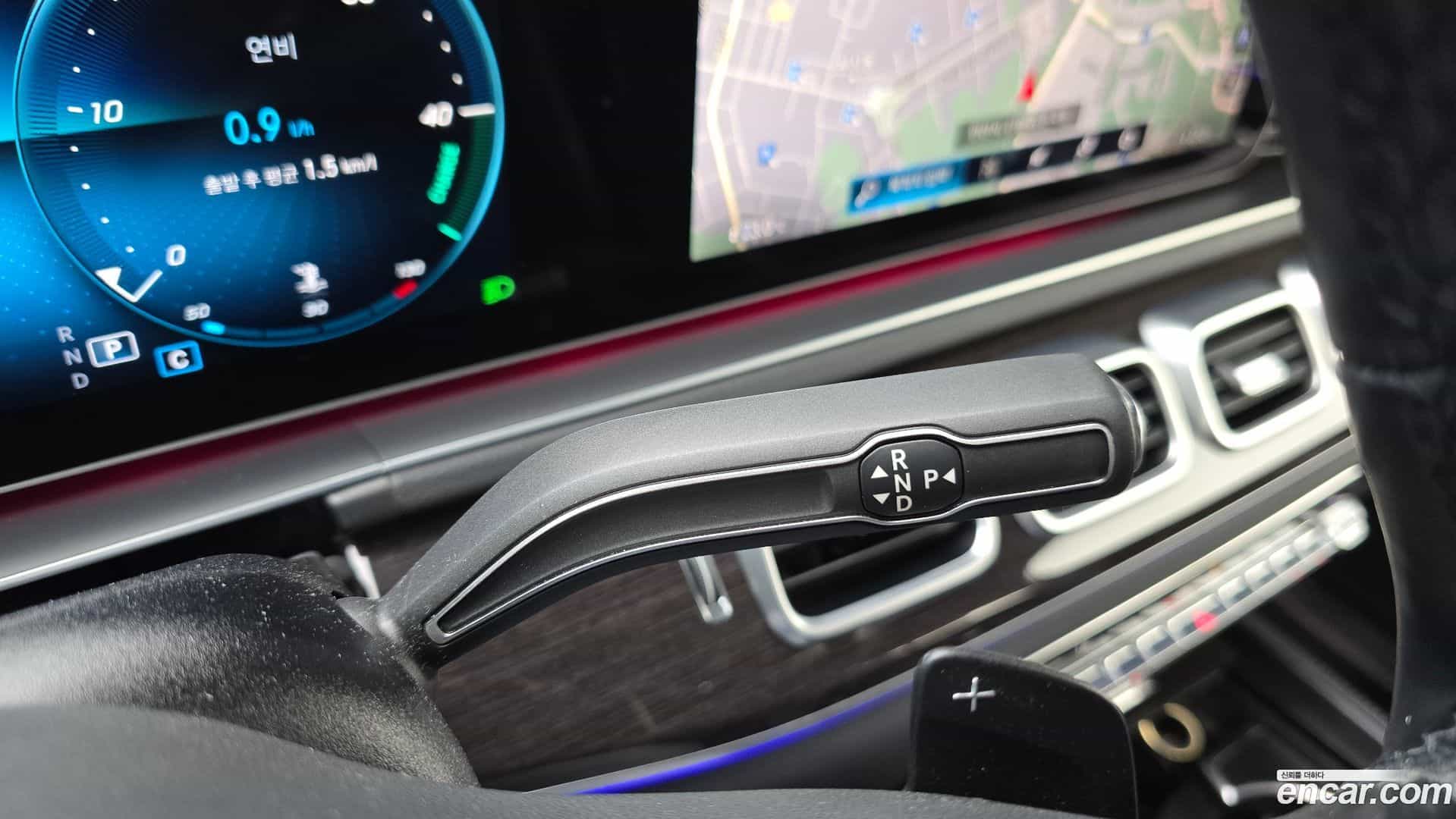 GLE-Class Mercedes-Benz 2021.2-INNER-009