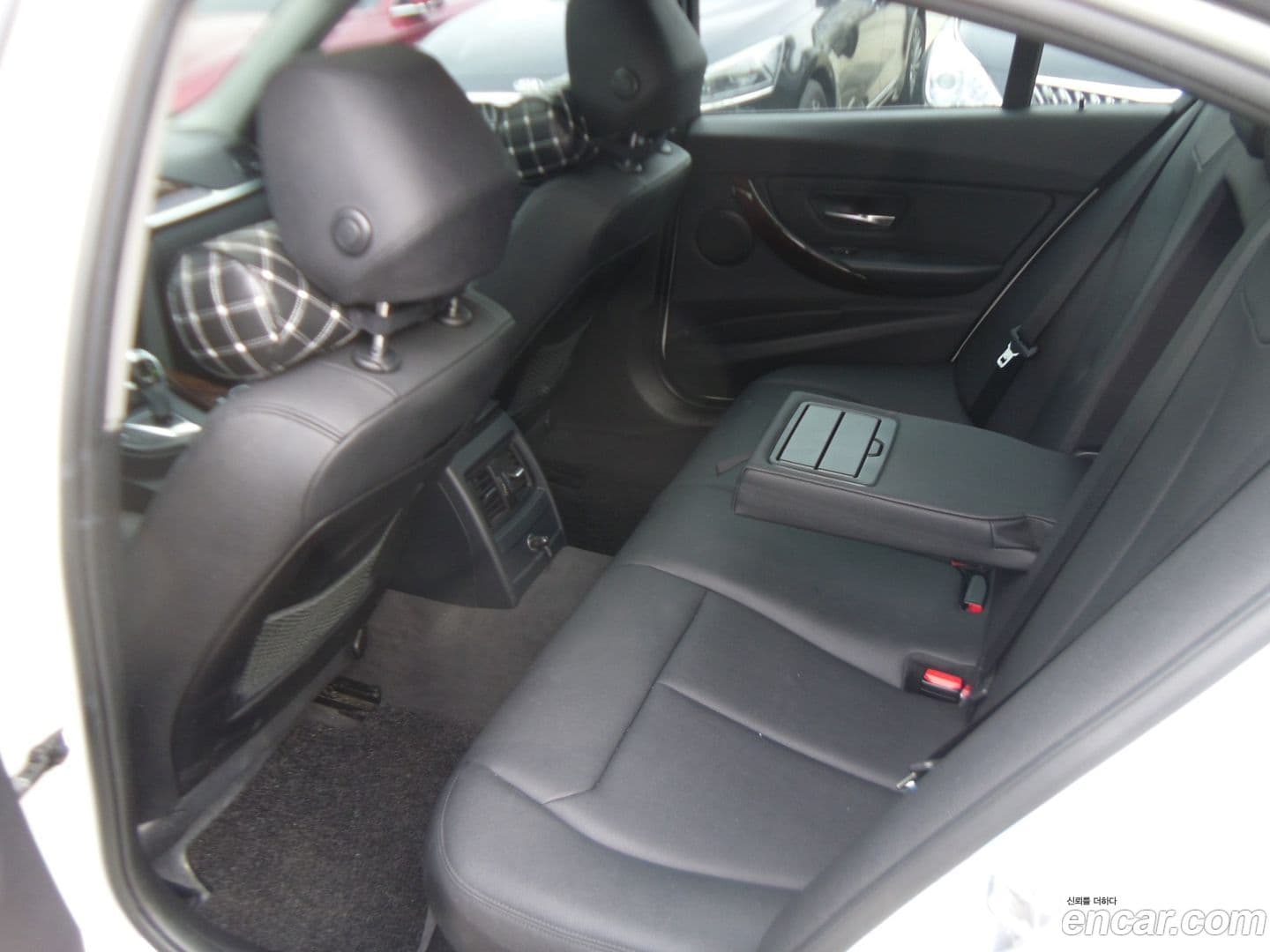 Main__Slider__Photo:3-Series BMW 2014.7-11