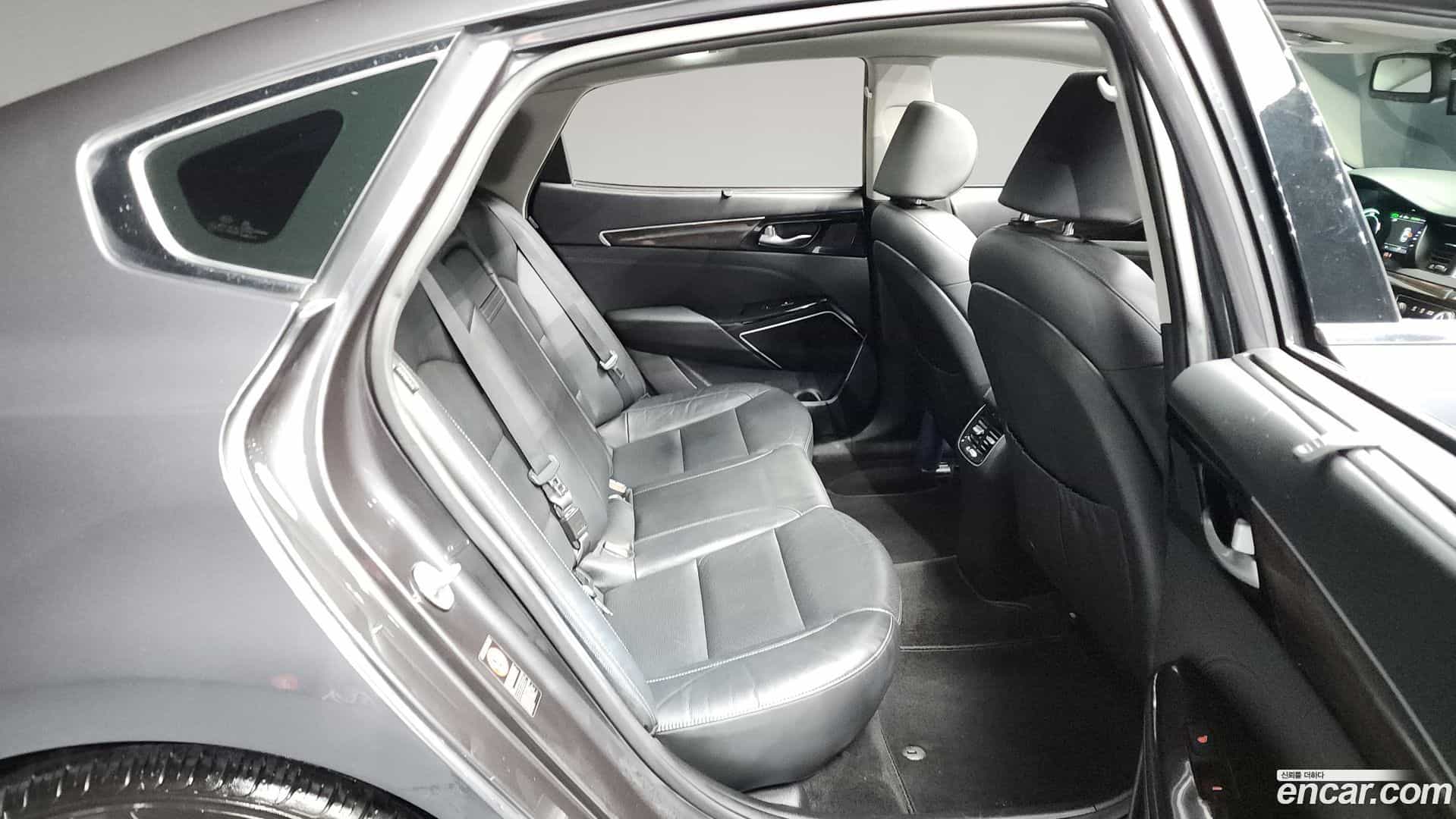 K7 Kia 2019.0-OPTION-016