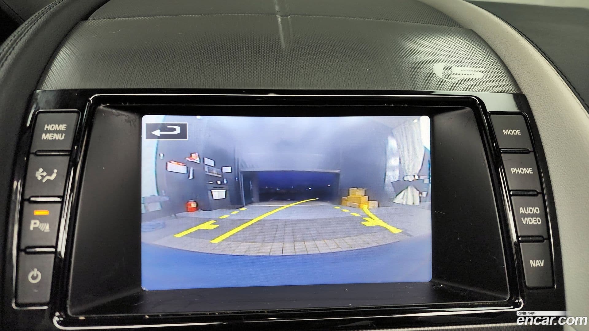 Main__Slider__Photo:F-TYPE Jaguar 2013.10-13