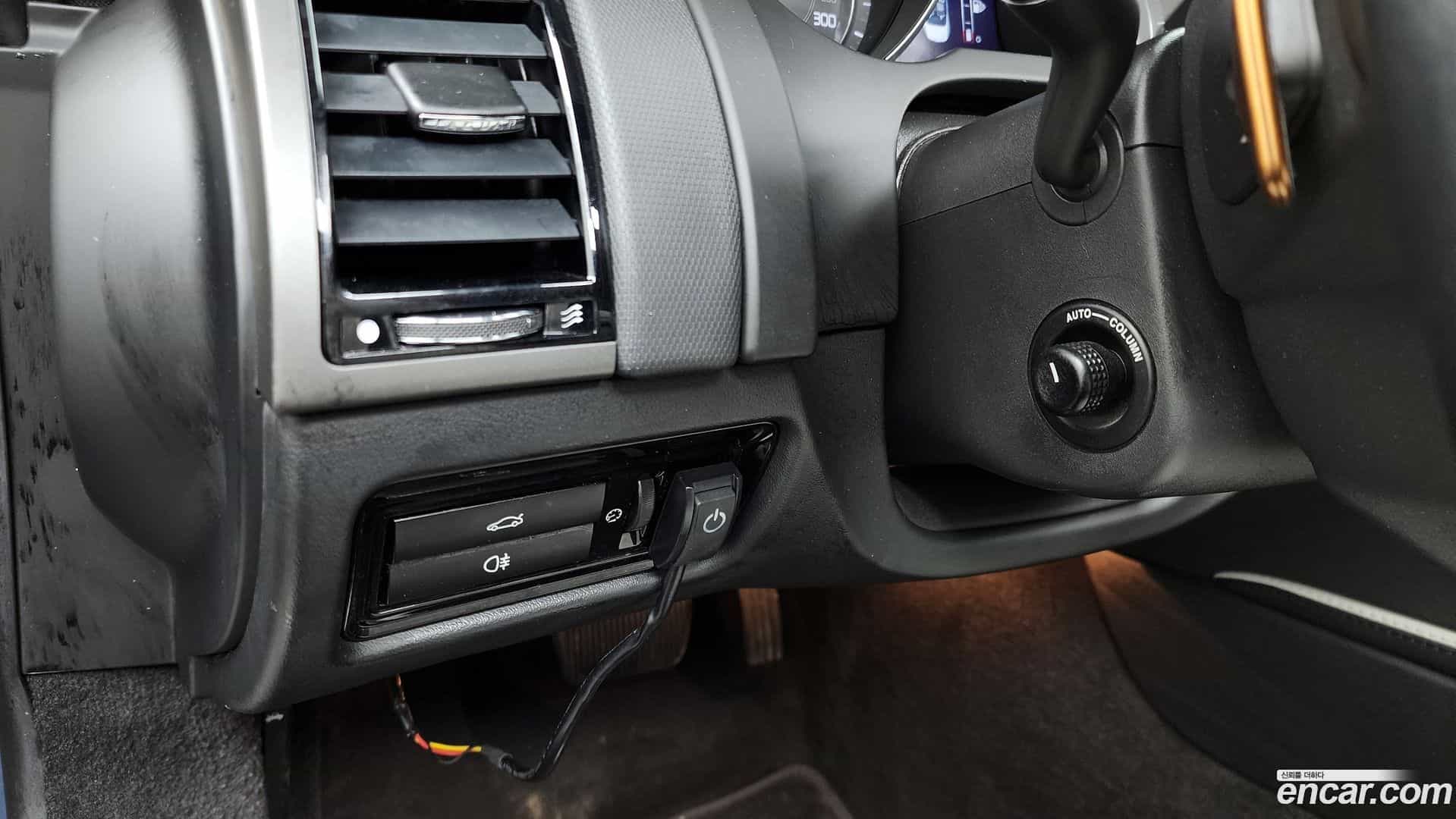 F-TYPE Jaguar 2013.10-OPTION-021