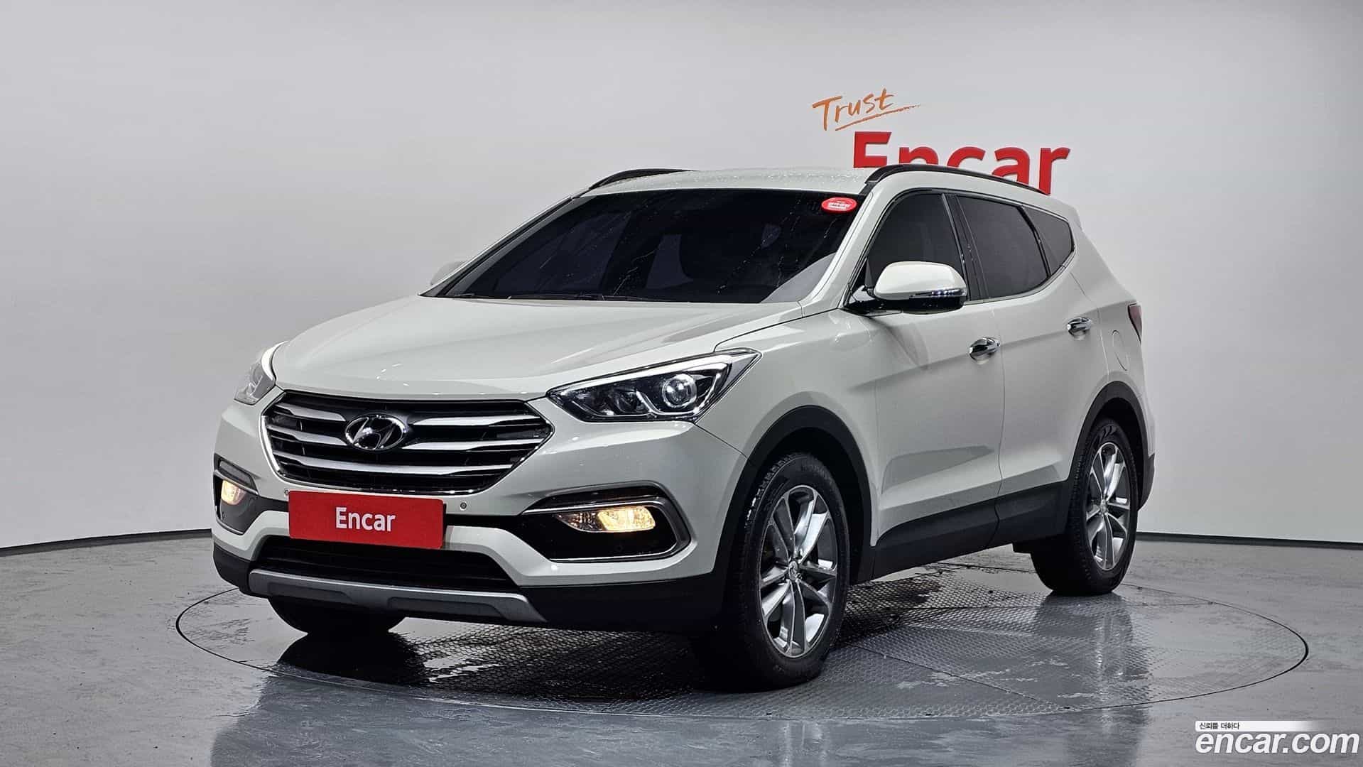 Santafe Hyundai 2015.6-OUTER-001