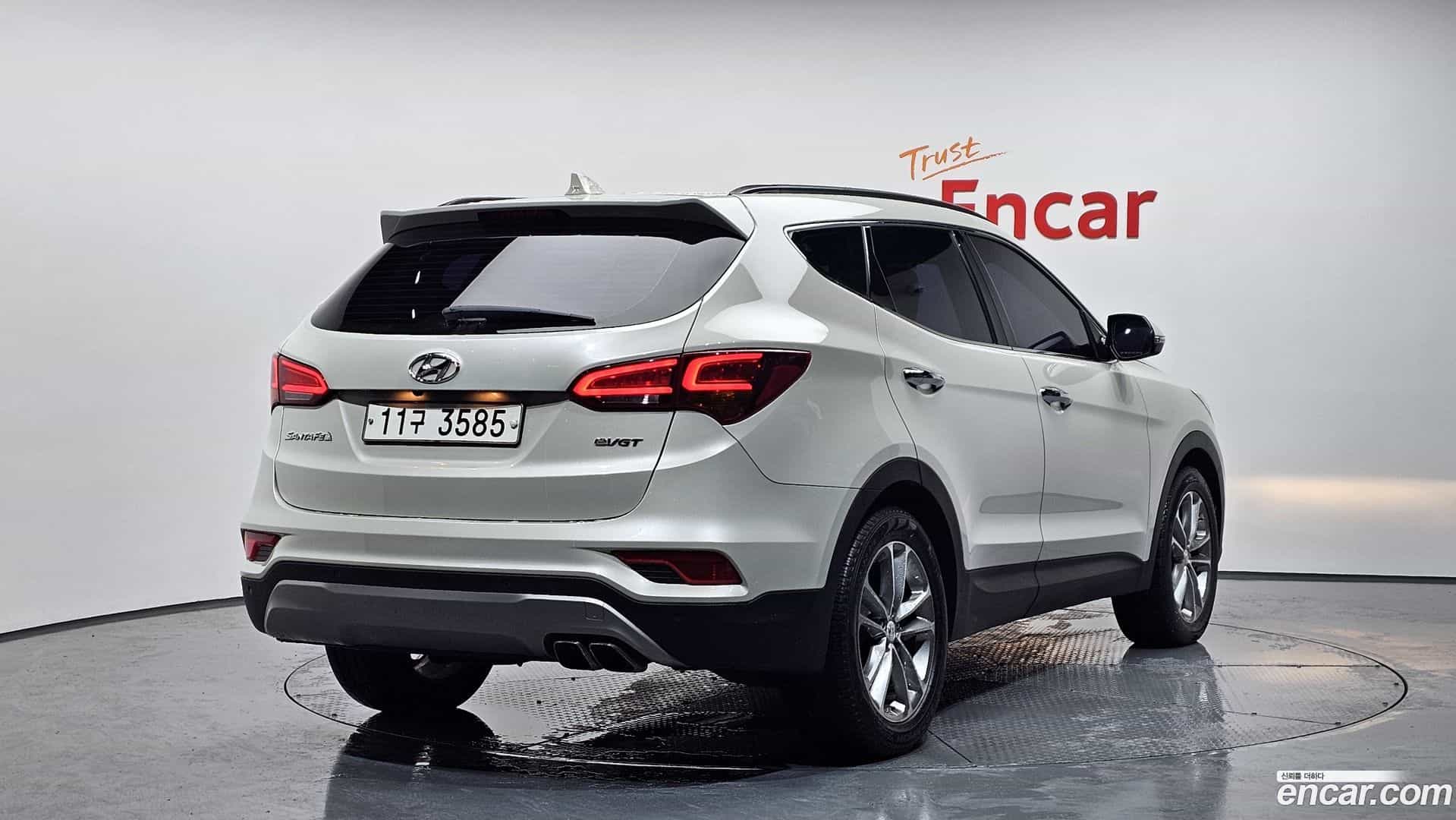 Santafe Hyundai 2015.6-OUTER-002