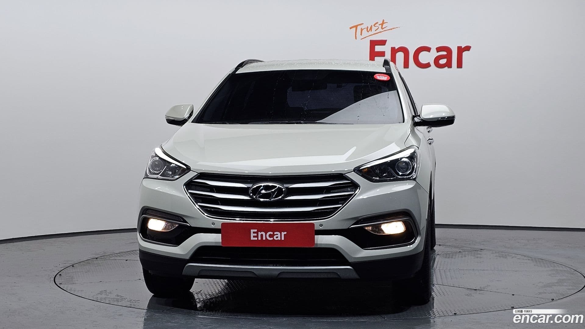 Main__Slider__Photo:Santafe Hyundai 2015.6-2