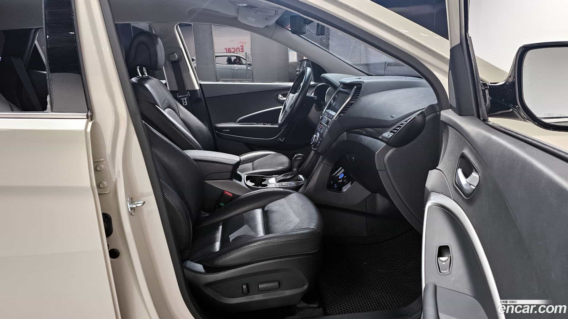 Santafe Hyundai 2015.6-INNER-010