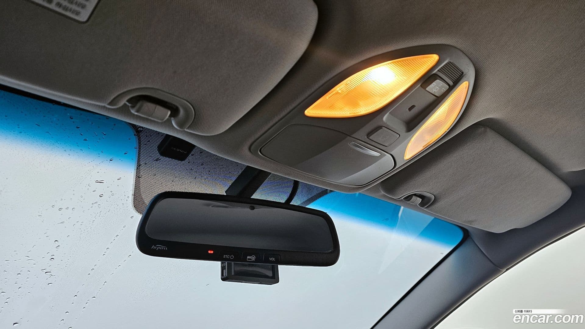 Main__Slider__Photo:Santafe Hyundai 2015.6-16