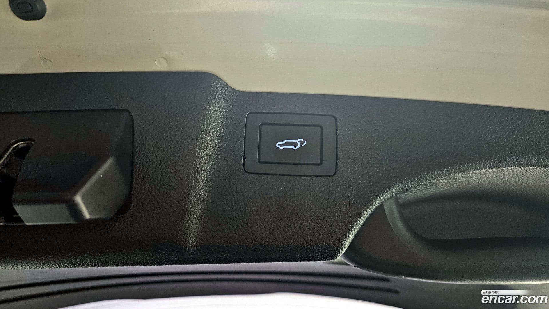 Main__Slider__Photo:Santafe Hyundai 2015.6-19