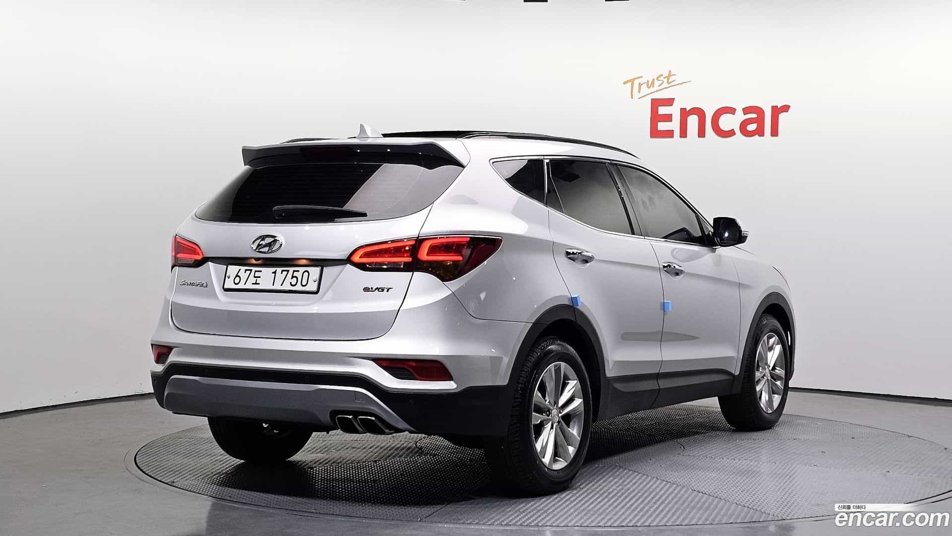 Santafe Hyundai 2016.10-OUTER-002