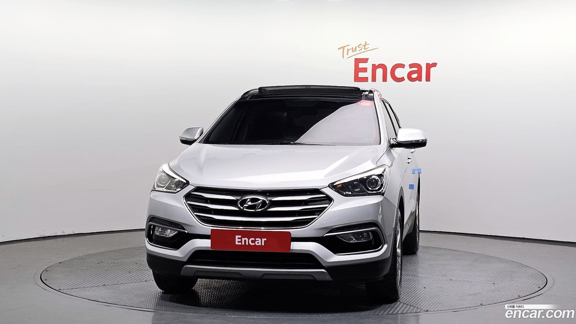 Main__Slider__Photo:Santafe Hyundai 2016.10-2