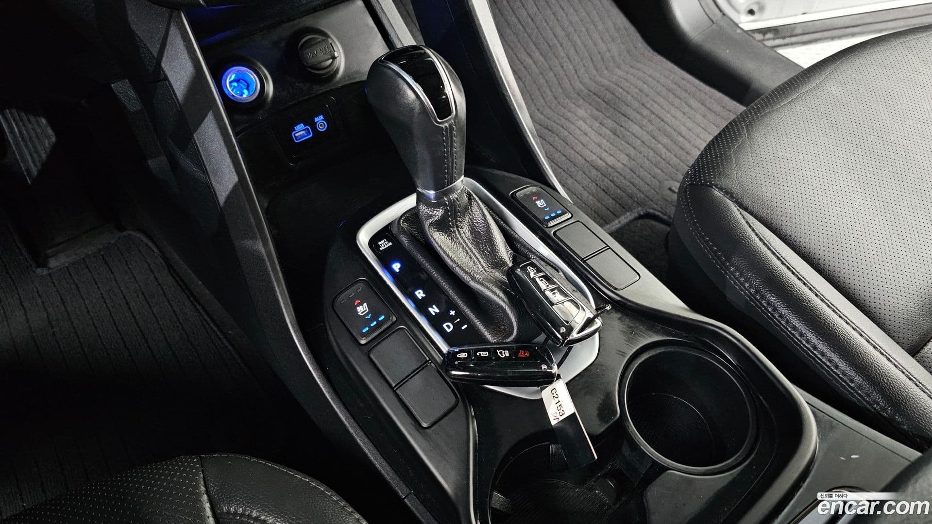 Main__Slider__Photo:Santafe Hyundai 2016.10-8